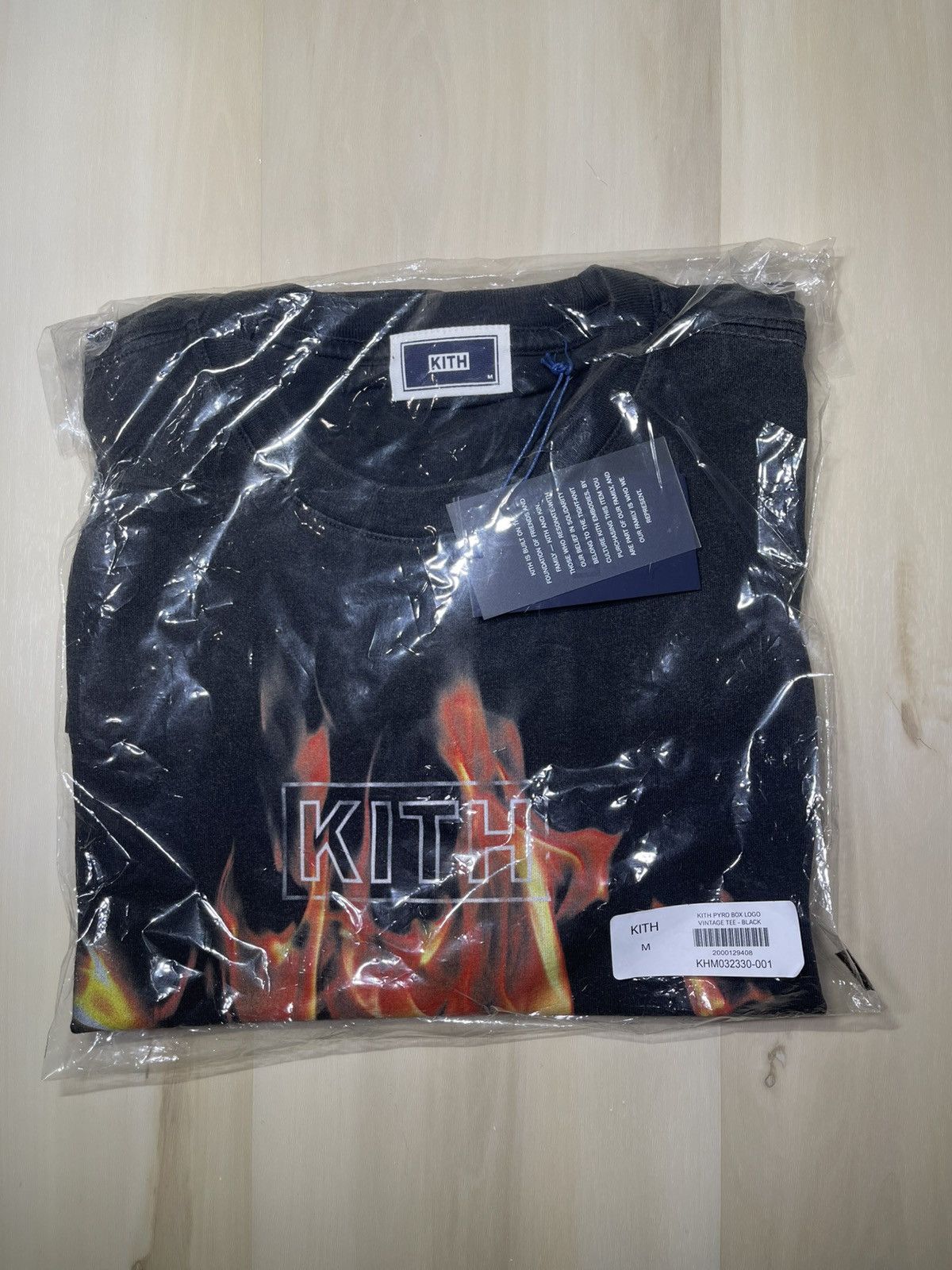 Kith Kith Men's Pyro Box Logo Vintage Tee Black Flames Bogo M NWT Size US M / EU 48-50 / 2 - 2 Thumbnail