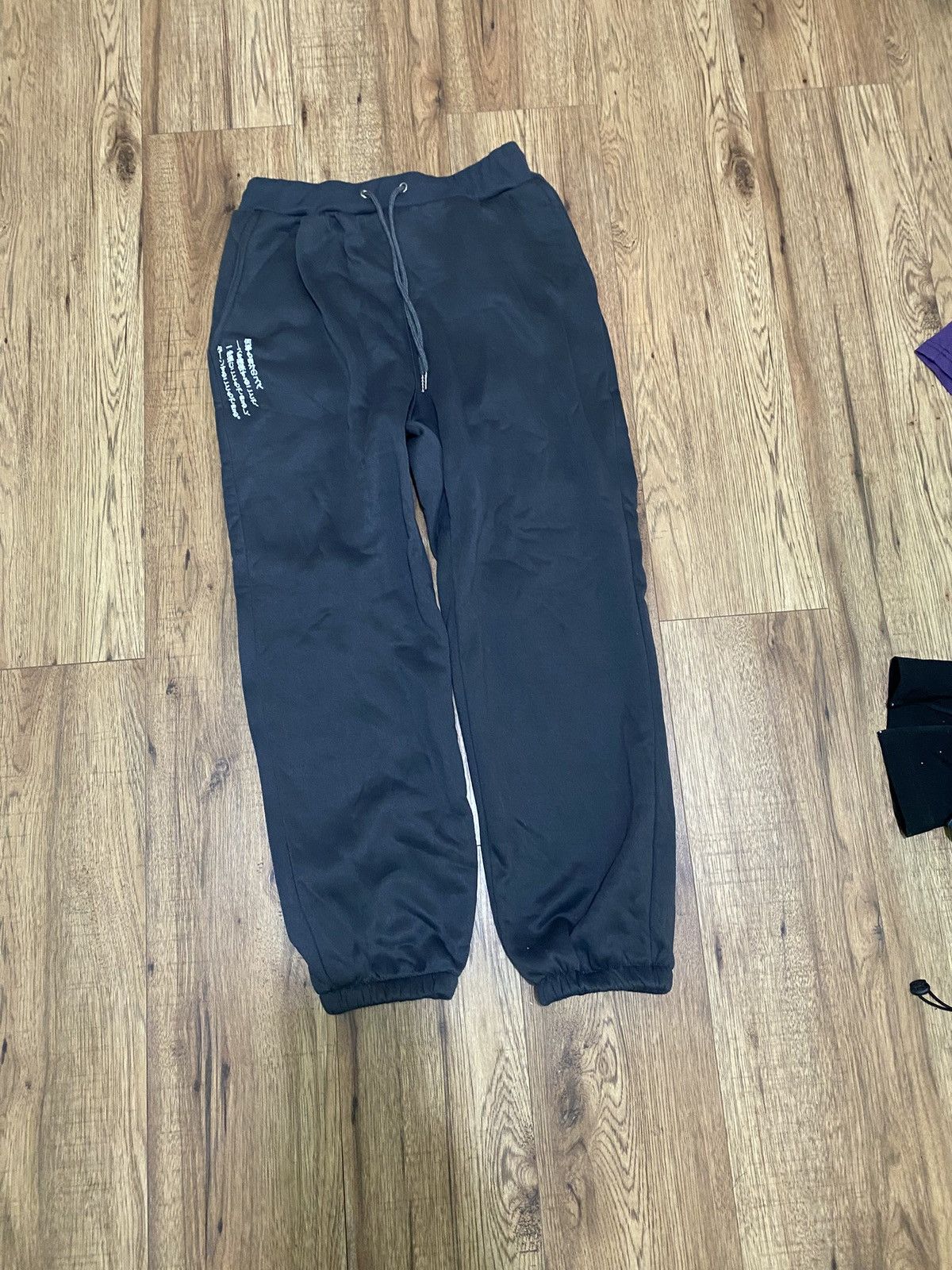 Other Dark grey cuffed sweatpants Size US 33 - 2 Thumbnail