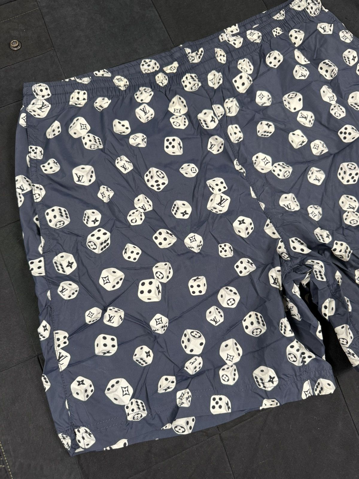 Louis Vuitton Dice Swim Trunks Size US 34 / EU 50 - 2 Thumbnail