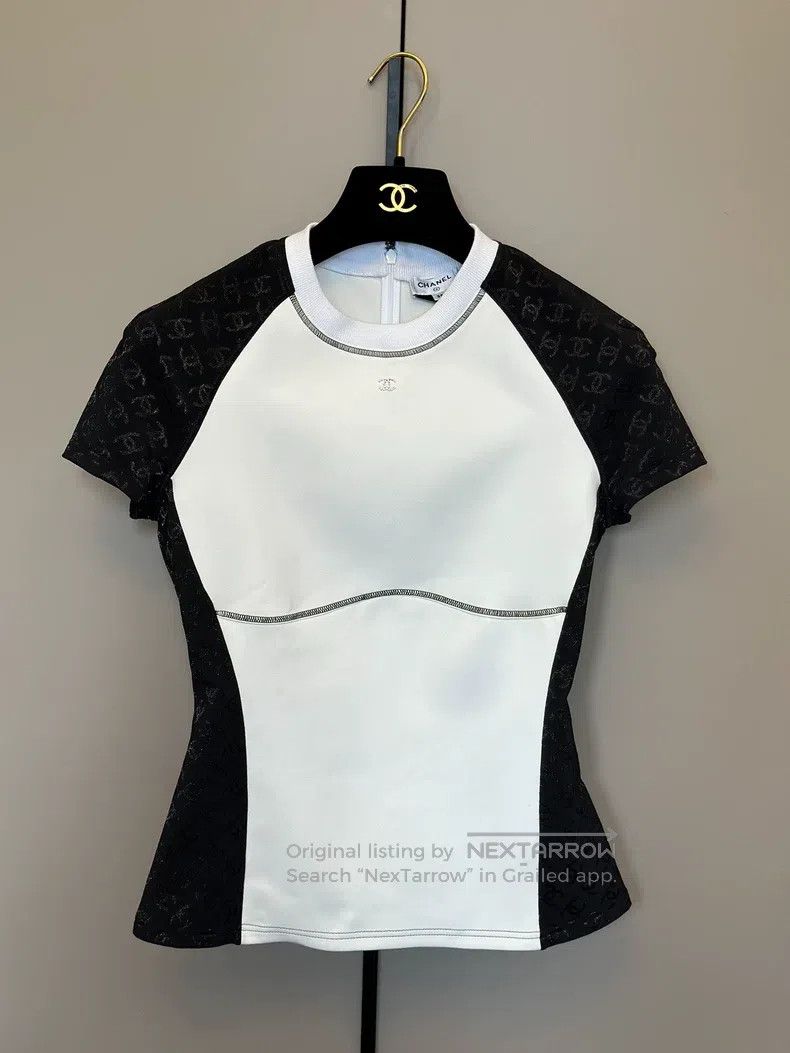 Chanel Chanel Black and white T-shirt Size XS / US 0-2 / IT 36-38 - 1 Thumbnail