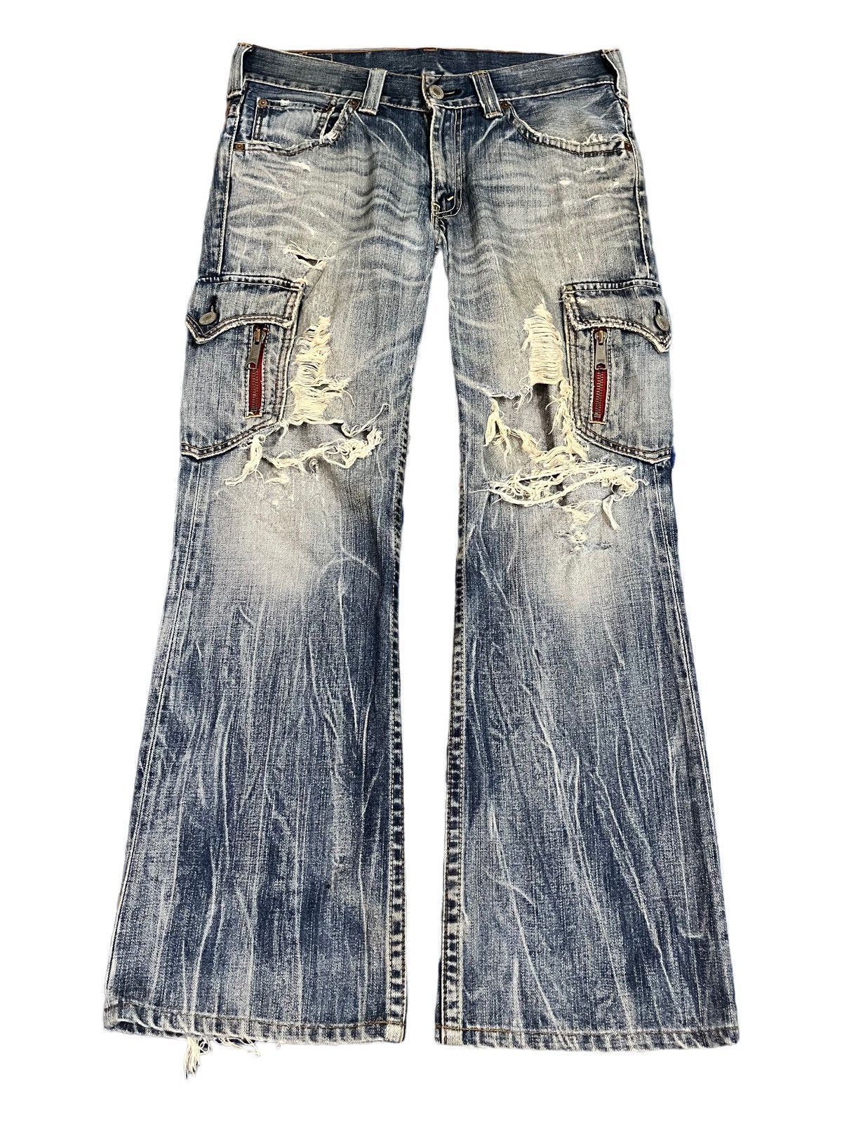 image of Archival Clothing x Levis Vintage Levi’S 707 Distressed Cargo Multipockets Flare Jeans in Pale Blue