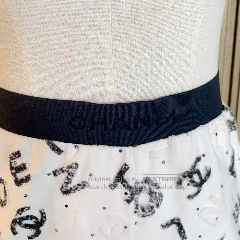 Chanel Chanel Summer White Cotton Blend Shorts . Size 23" - 5 Thumbnail