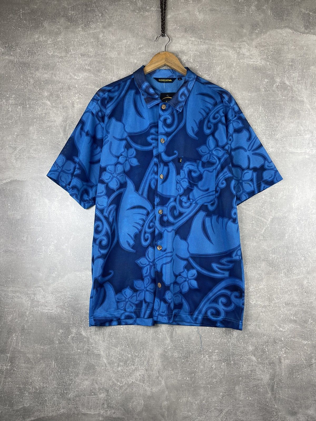 Quiksilver Vintage Quiksilver Mesh Floral Aloha Surf Y2K Hawaii Shirt Size US XL / EU 56 / 4 - 1 Thumbnail