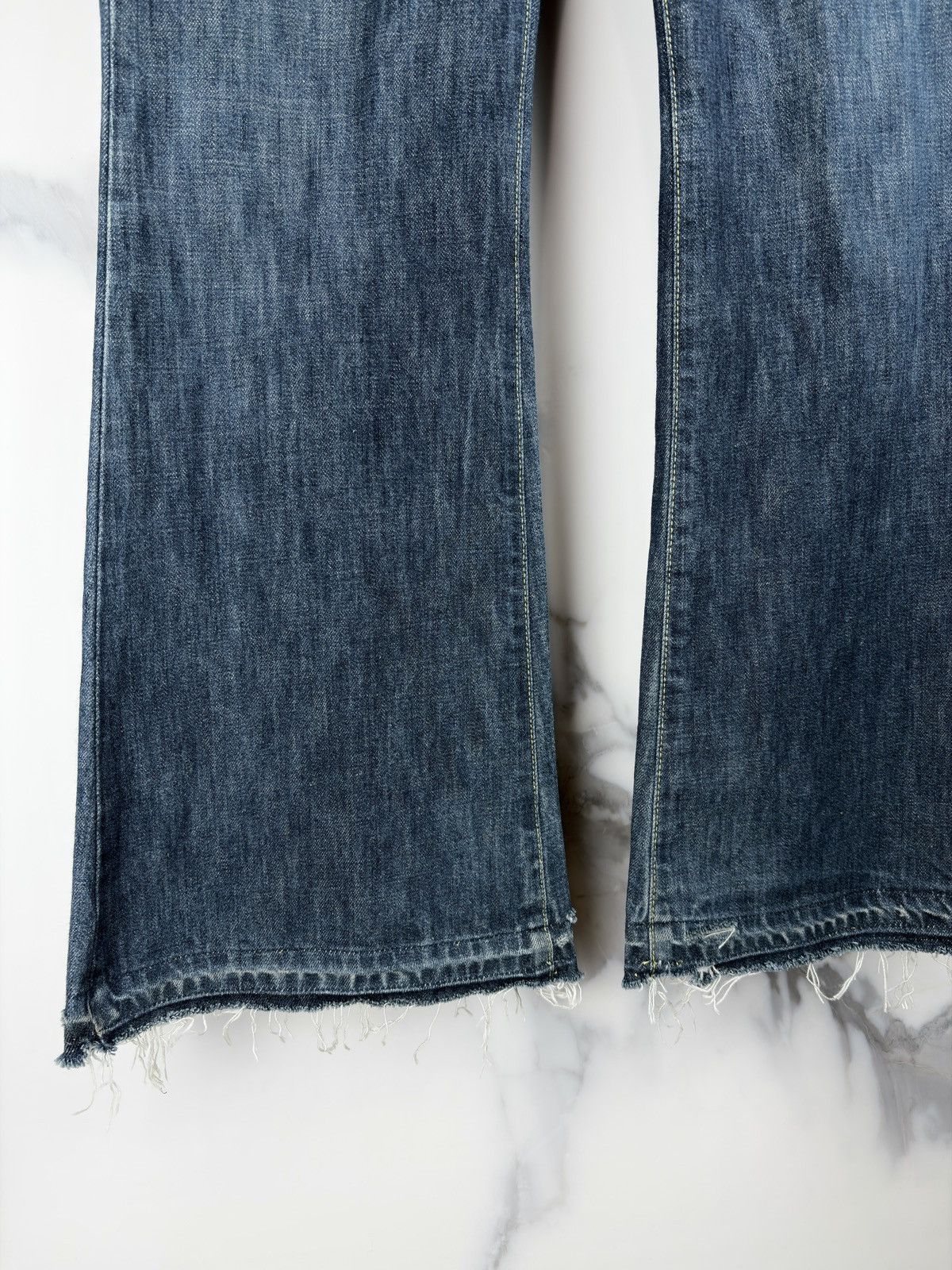 Gucci Gucci Tom Ford Flared Wide Leg Distressed Hem Denim Jeans Size US 29 - 4 Thumbnail