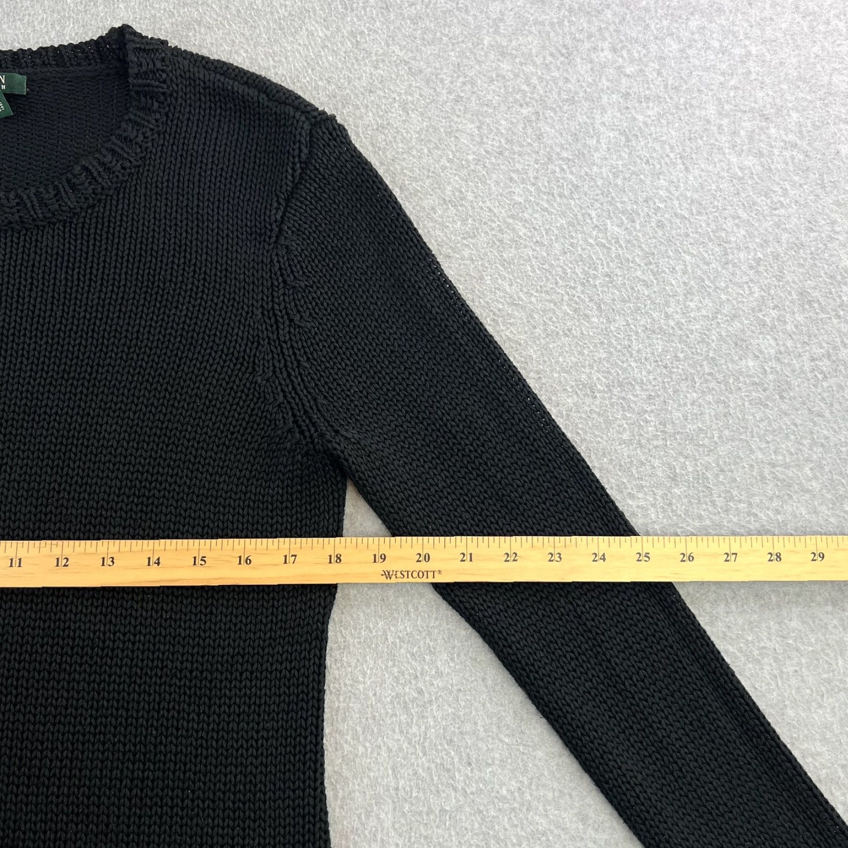 Ralph Lauren VINTAGE? Lauren Ralph Lauren Sweater Womens Large Black Knit Crewneck Pullover Classic Size L / US 10 / IT 46 - 2 Thumbnail