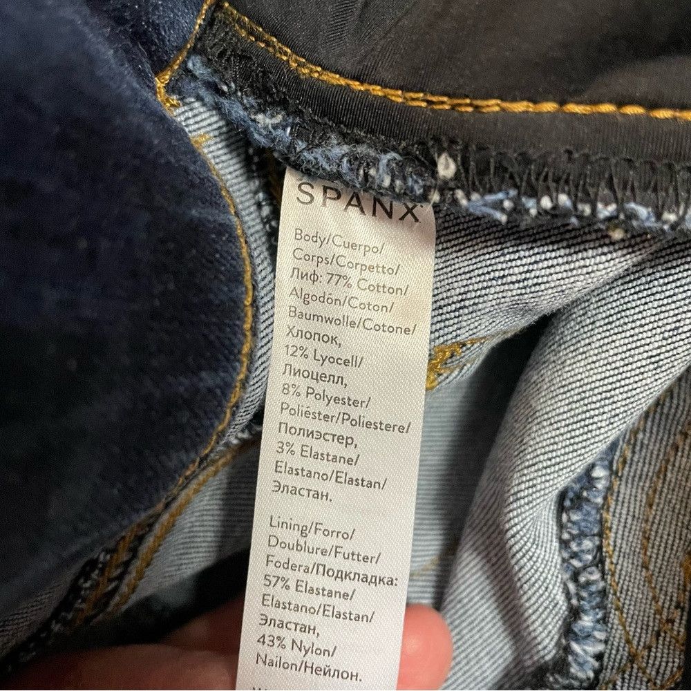 Spanx NWT New $128 Spanx Distressed Ankle Skinny Medium Wash Jean Size 28" / US 6 / IT 42 - 6 Thumbnail