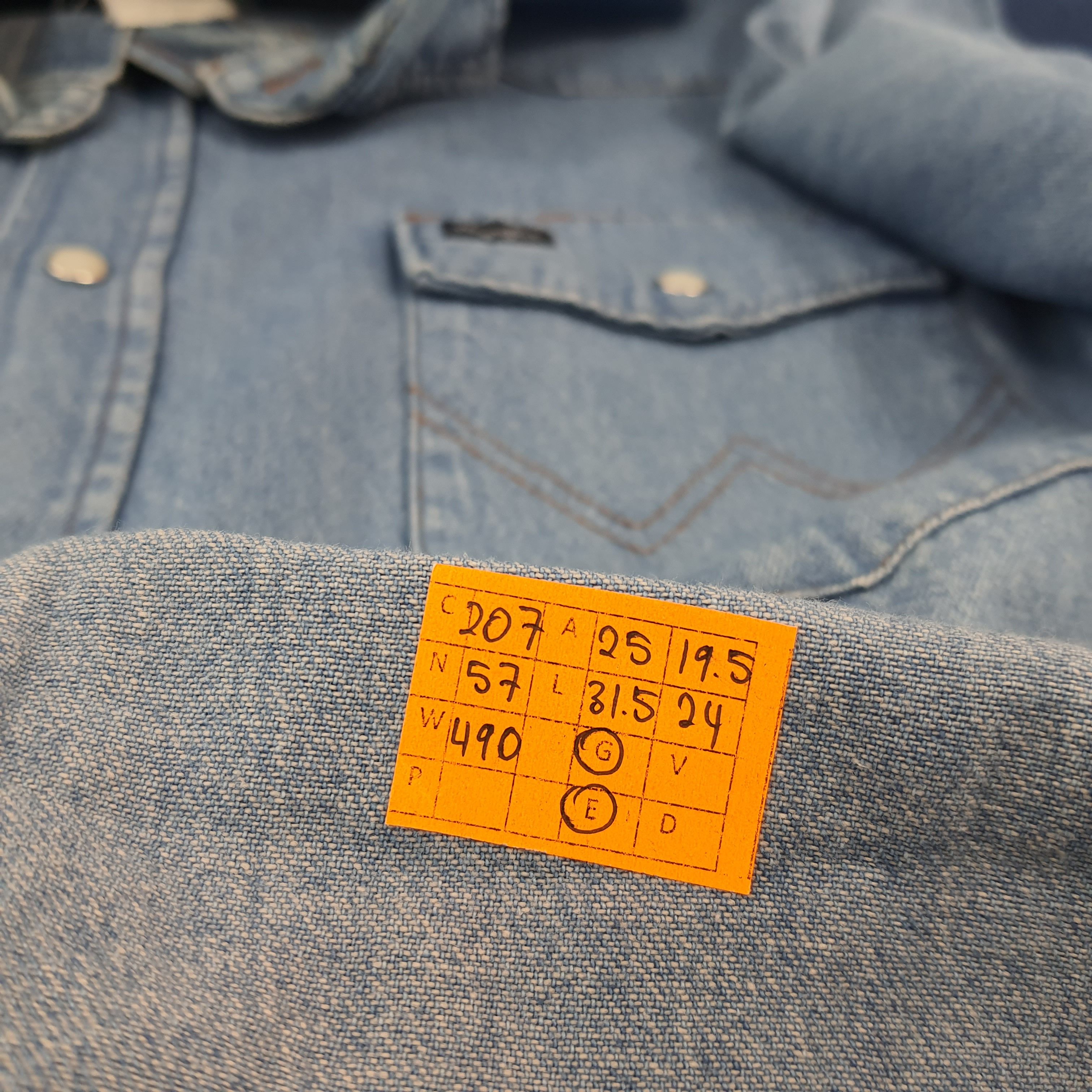 Vintage × Wrangler Vintage Wrangler USA American Fashion Style Denim Shirt Size US XL / EU 56 / 4 - 7 Thumbnail