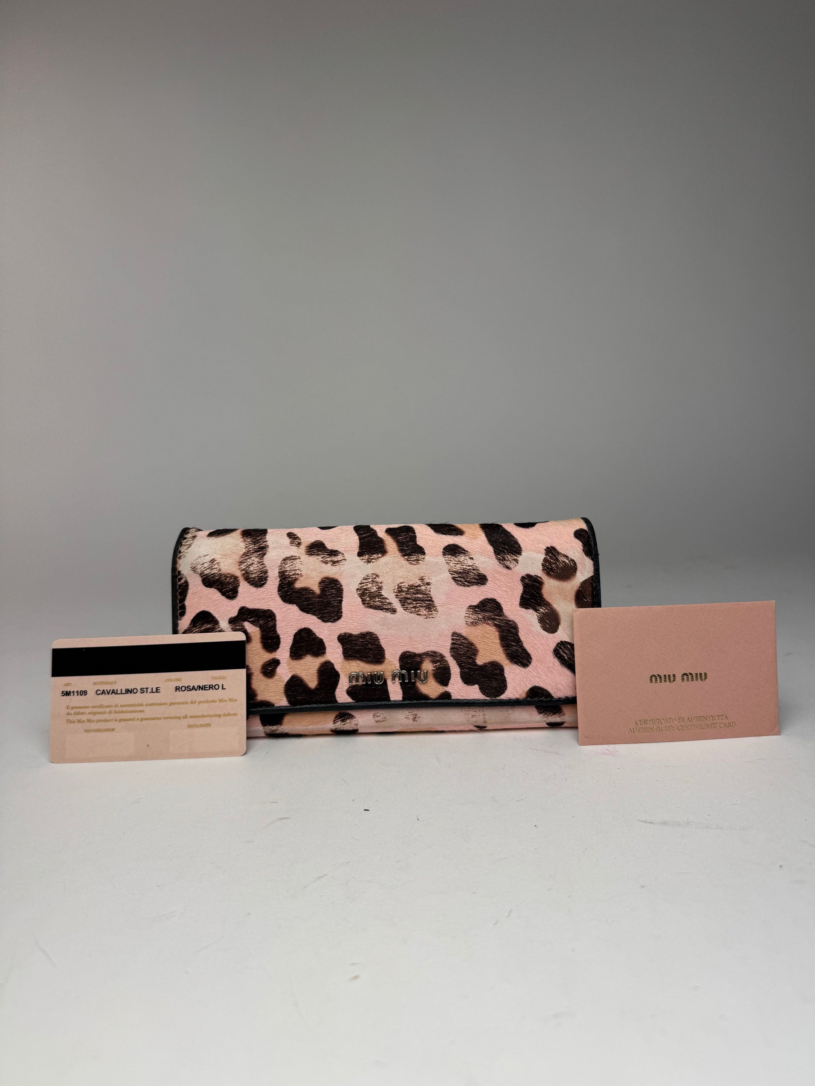 Vintage Fur leather wallet black pink