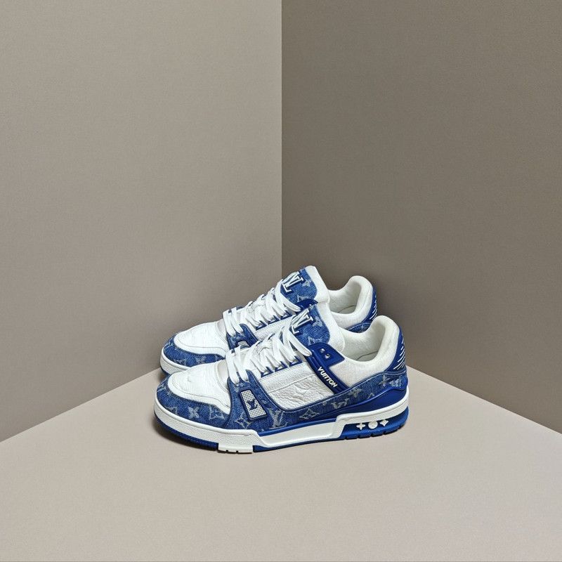 Louis Vuitton Louis Vuitton Denim Blue Casual Low-Top Sneakers 0089 Size US 9.5 / EU 42-43 - 1 Thumbnail