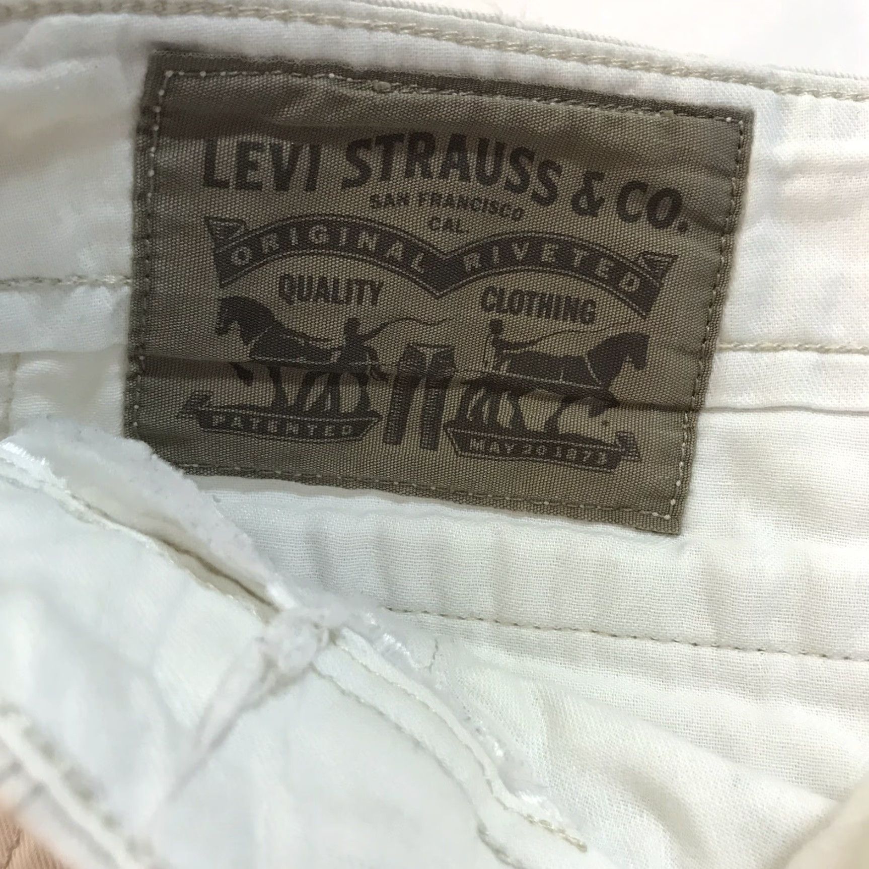 Levi's Levi's Cargo Shorts Men 34 Casual Solid Beige Cotton Canvas Pockets 34 Regular Classic Outdoor Shorts Size US 34 / EU 50 - 2 Thumbnail