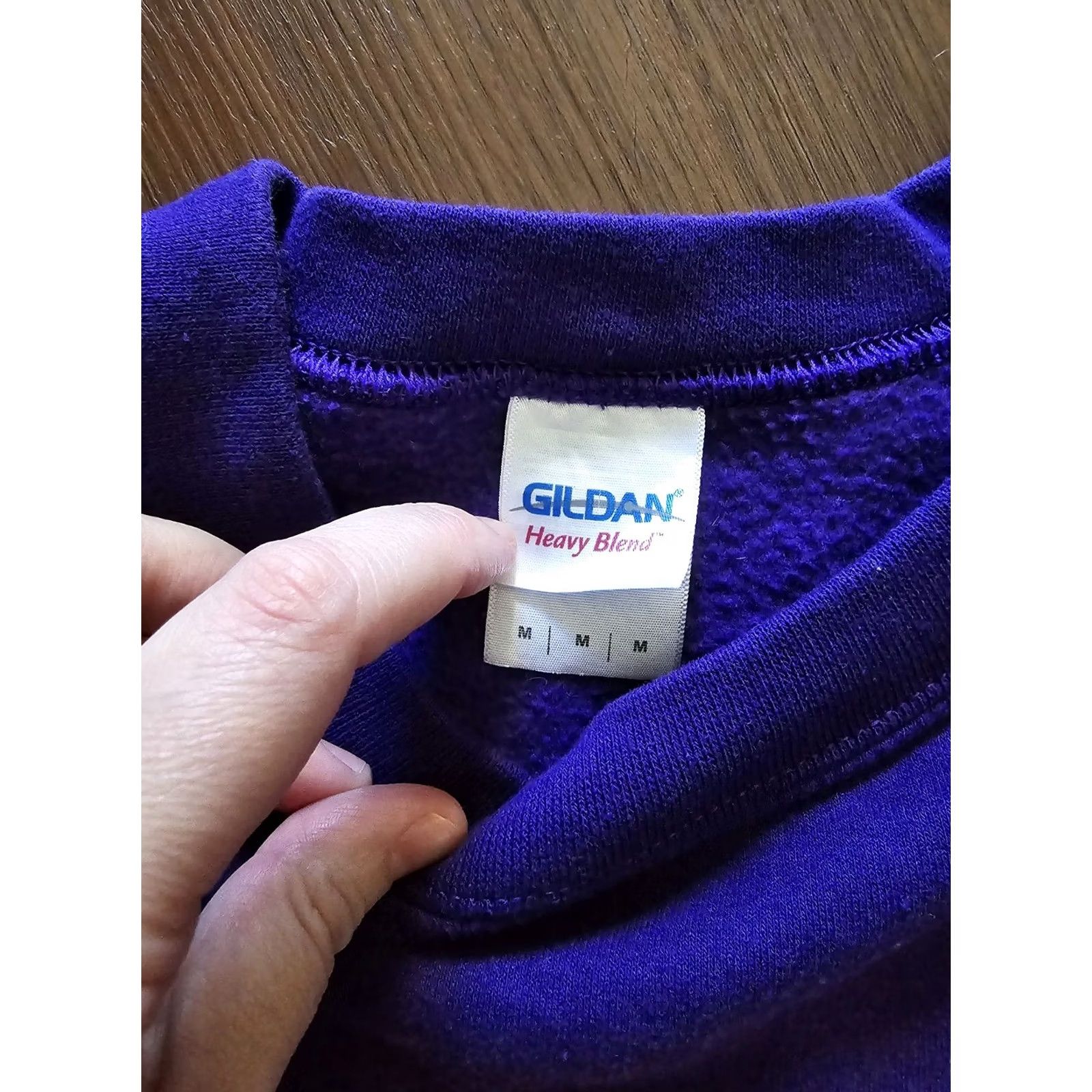 Vintage VINTAGE Gilden Sweatshirt Unisex Medium Purple Crew Neck Long Sleeve Logo Graphic Print Animals Nature Outdoor USA Hiking Camping All Seasons Size US M / EU 48-50 / 2 - 7 Thumbnail