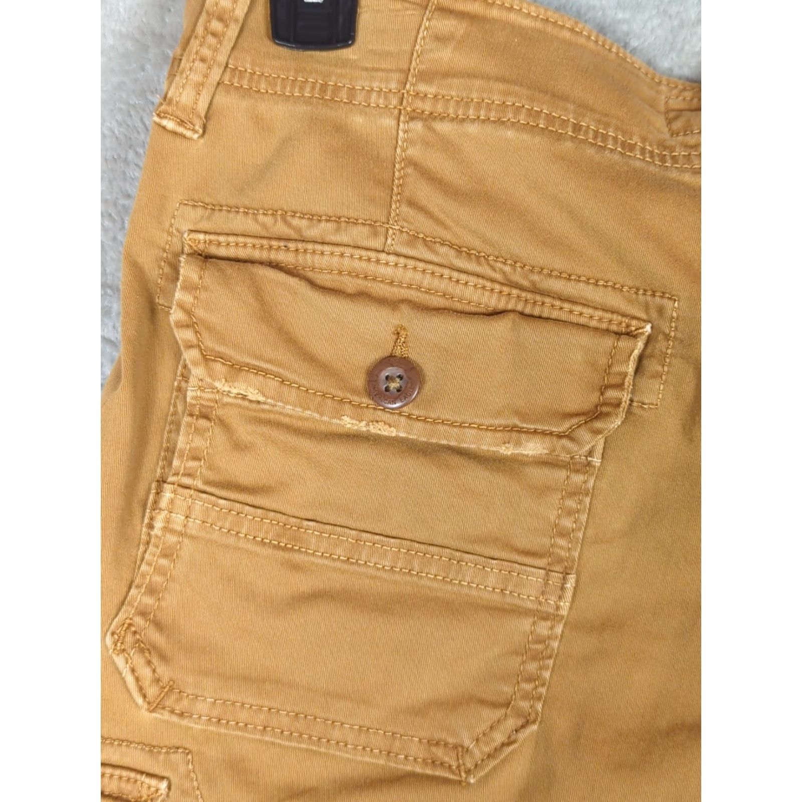 American Eagle Outfitters American Eagle Outfitters Cargo Shorts Men 33X10 Brown Classic Cargo Pockets Zip Front 10 Inseam Cotton Blend Spandex Size US 33 - 6 Thumbnail