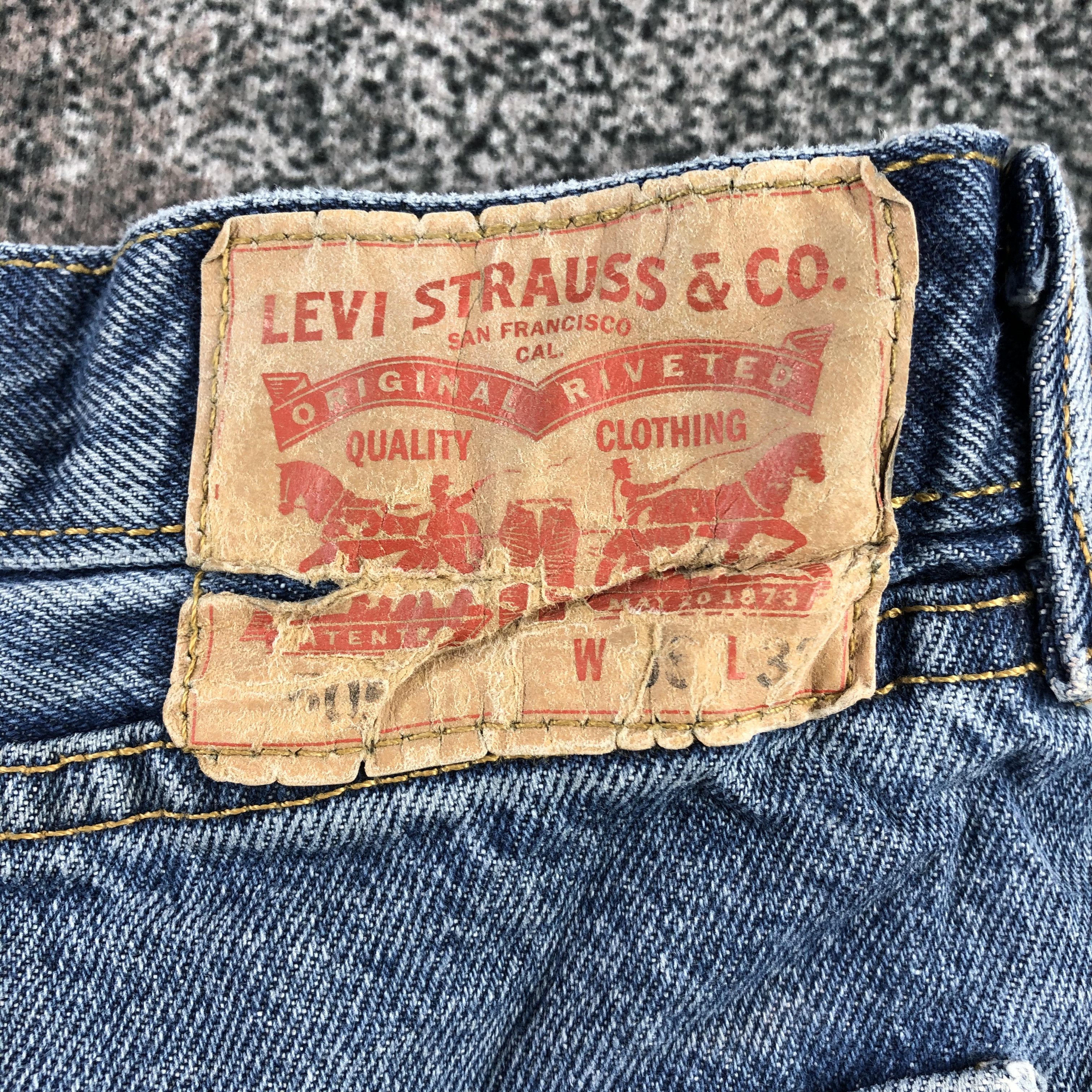 Levi's Vintage Levis 505 Jeans Distressed Denim KJ1377 Size US 36 / EU 52 - 5 Thumbnail