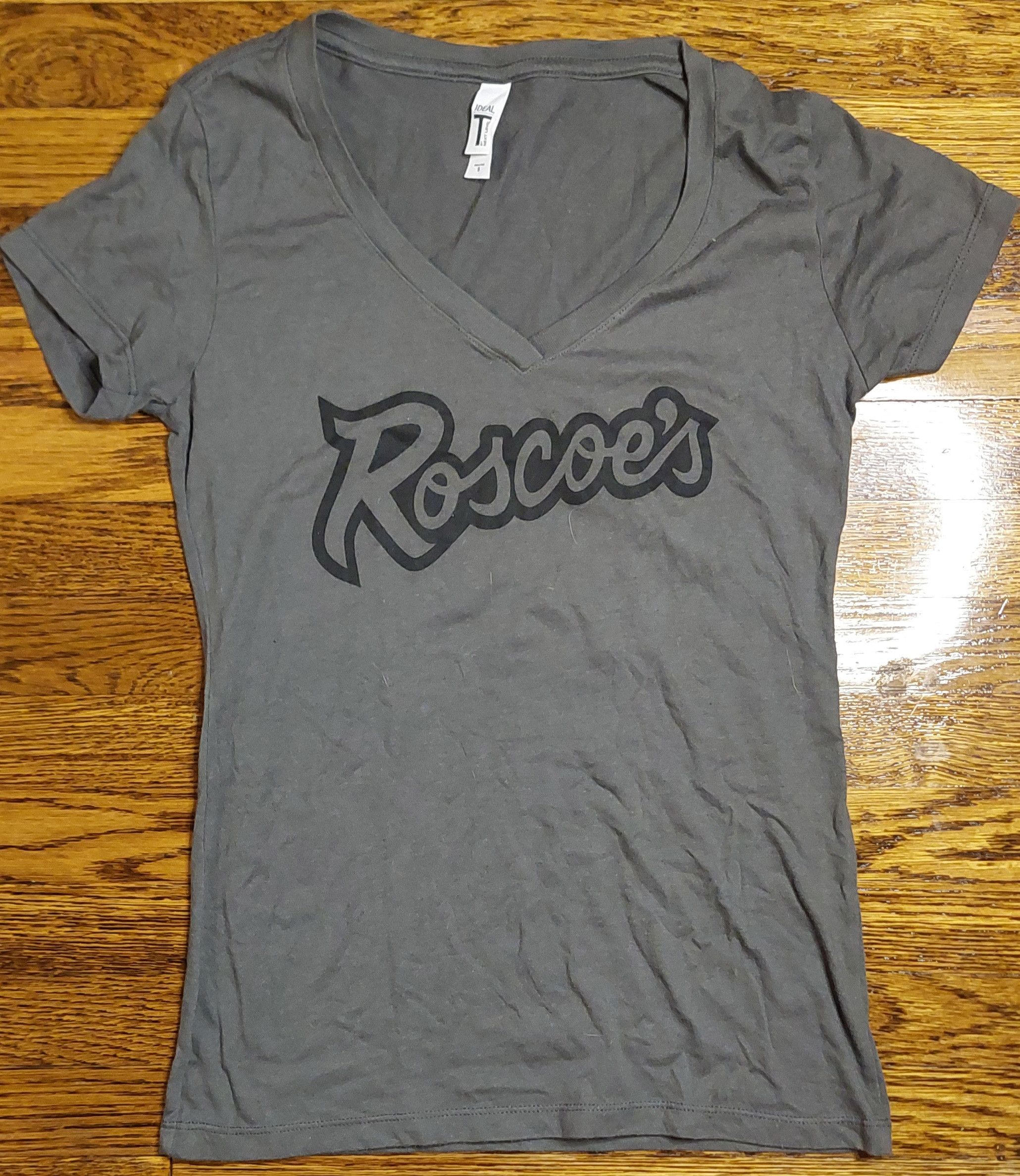 Gildan Authentic Roscoe's House of Chicken 'N Waffles Gray V-Neck Size S / US 4 / IT 40 - 1 Thumbnail
