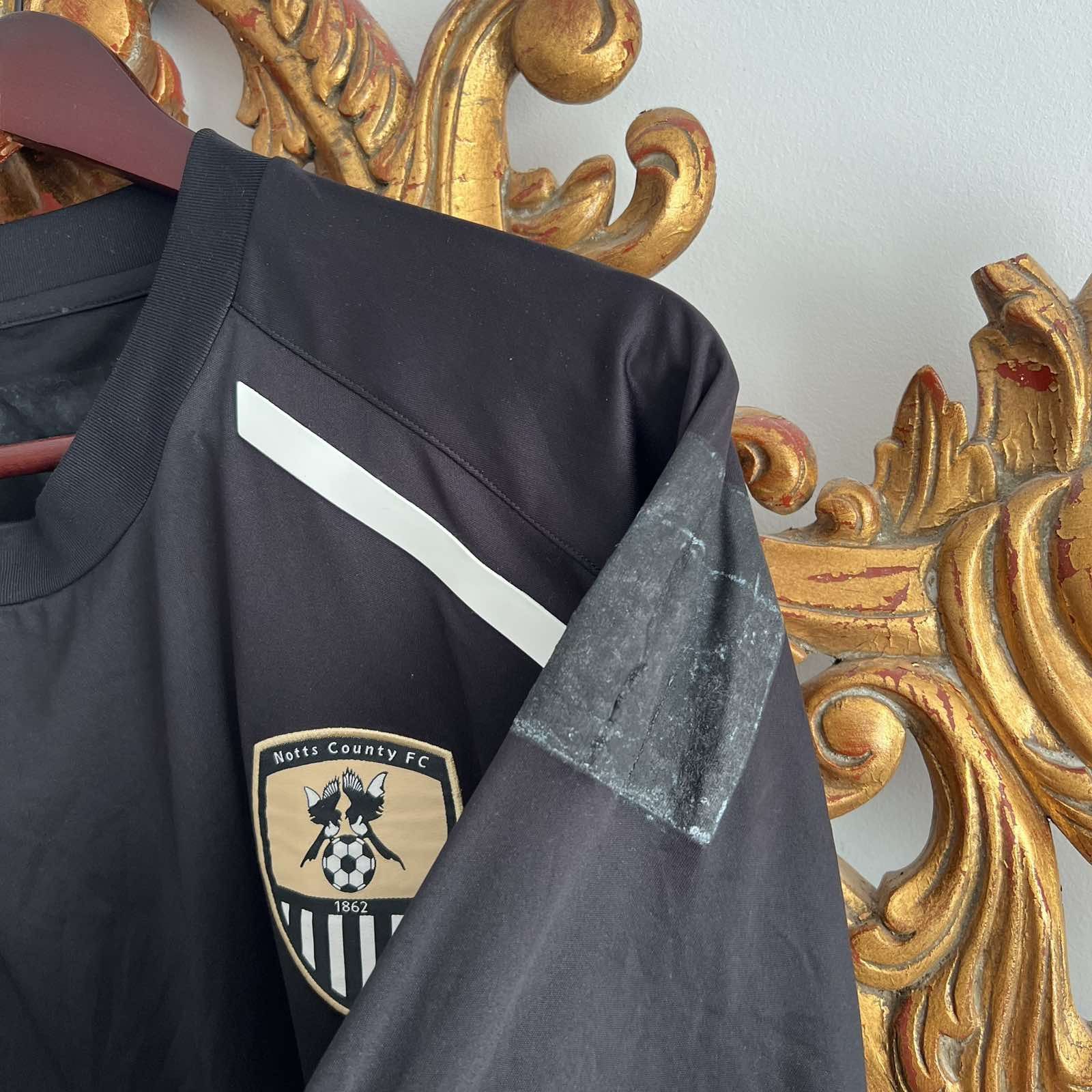 Fila FILA NOTTS COUNTY FC SIZE L FOOTBALL jersey SHIRT Size US L / EU 52-54 / 3 - 7 Thumbnail