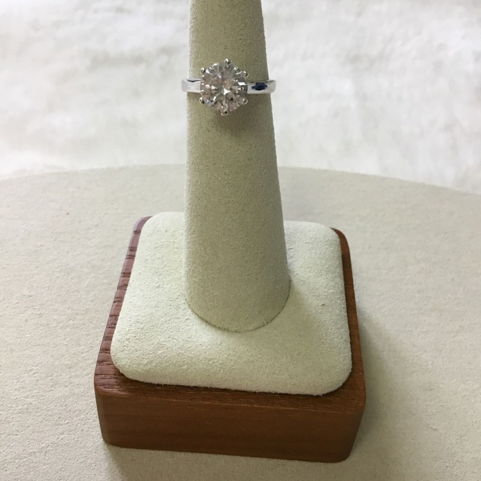 Other Sterling Silver Crystal Solitaire Ring Size ONE SIZE - 2 Thumbnail