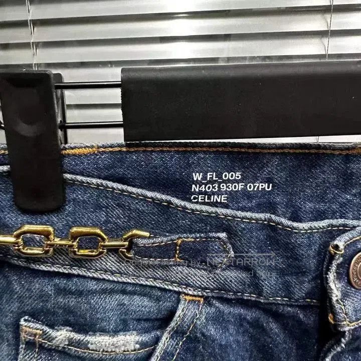 Japanese Brand Celine Chain Logo Jeans 24. Size 24" / US 00 / IT 34 - 2 Thumbnail