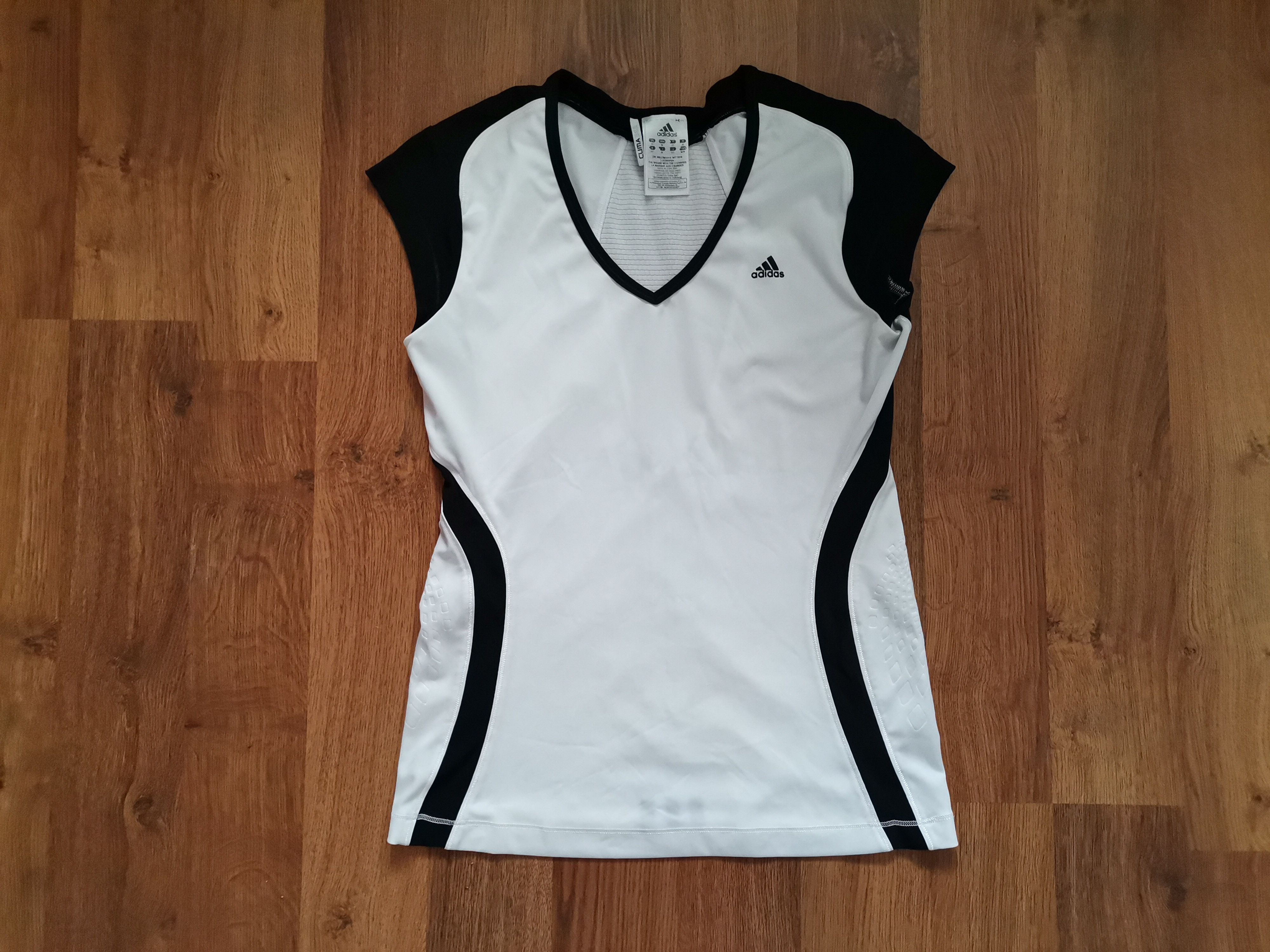 Adidas Vintage Adidas Women's Tank Top Size M / US 6-8 / IT 42-44 - 1 Thumbnail