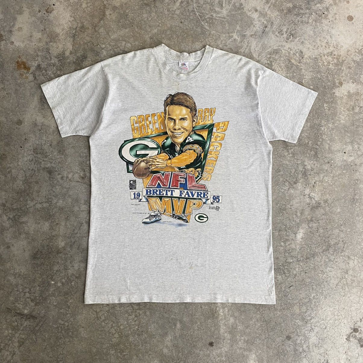 NFL Vintage 1995 Green Bay Packers Brett Favre NFL Graphic Tee Size US XL / EU 56 / 4 - 1 Thumbnail