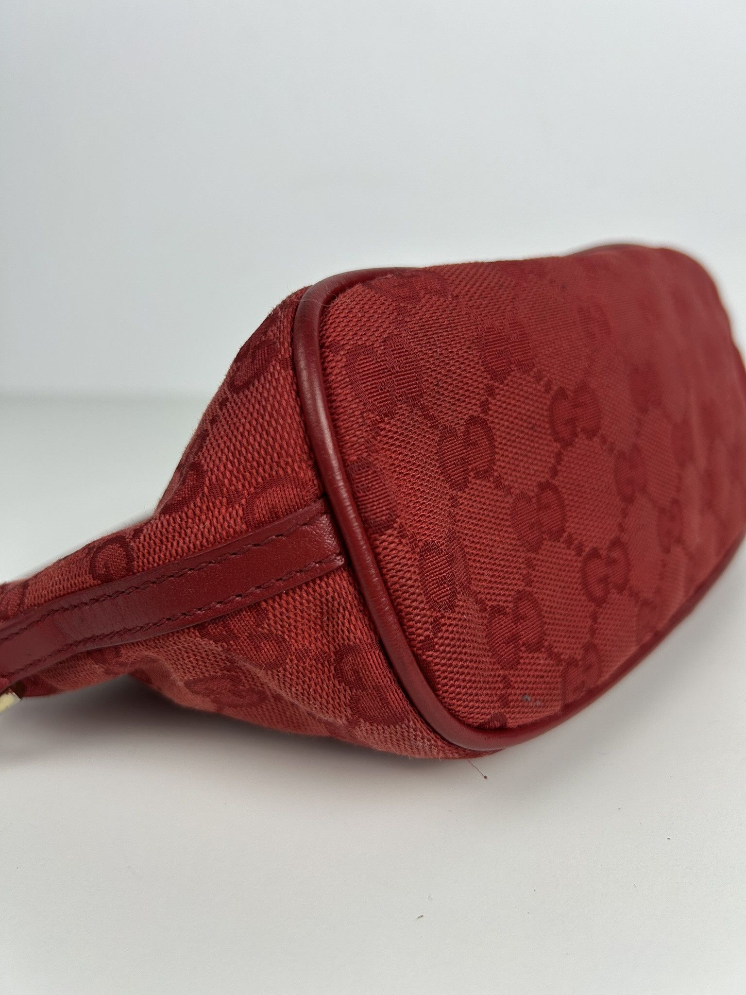 Gucci Vintage y2k gucci monogram canvas boat bag pochette Size ONE SIZE - 15 Thumbnail