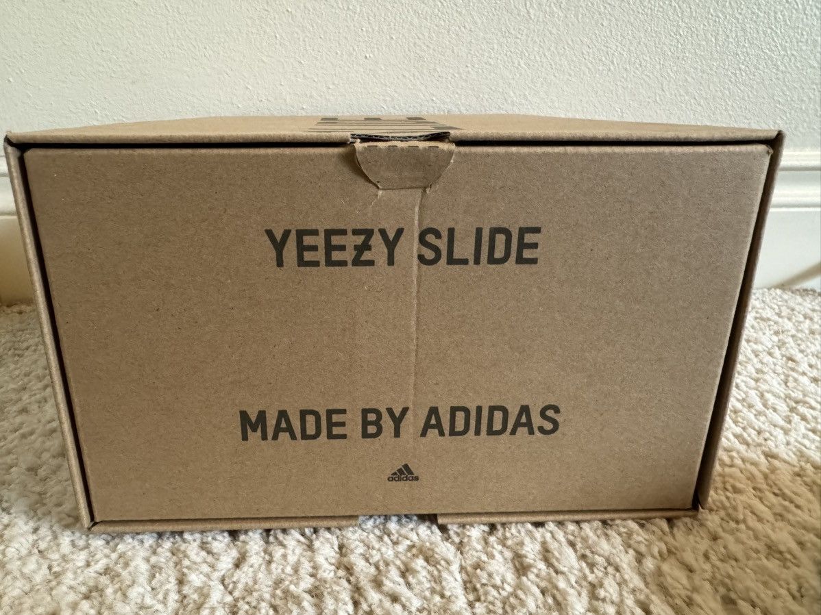 Kanye West × Yeezy Pure Yeezy Slides Size US 9 / EU 42 - 8 Thumbnail