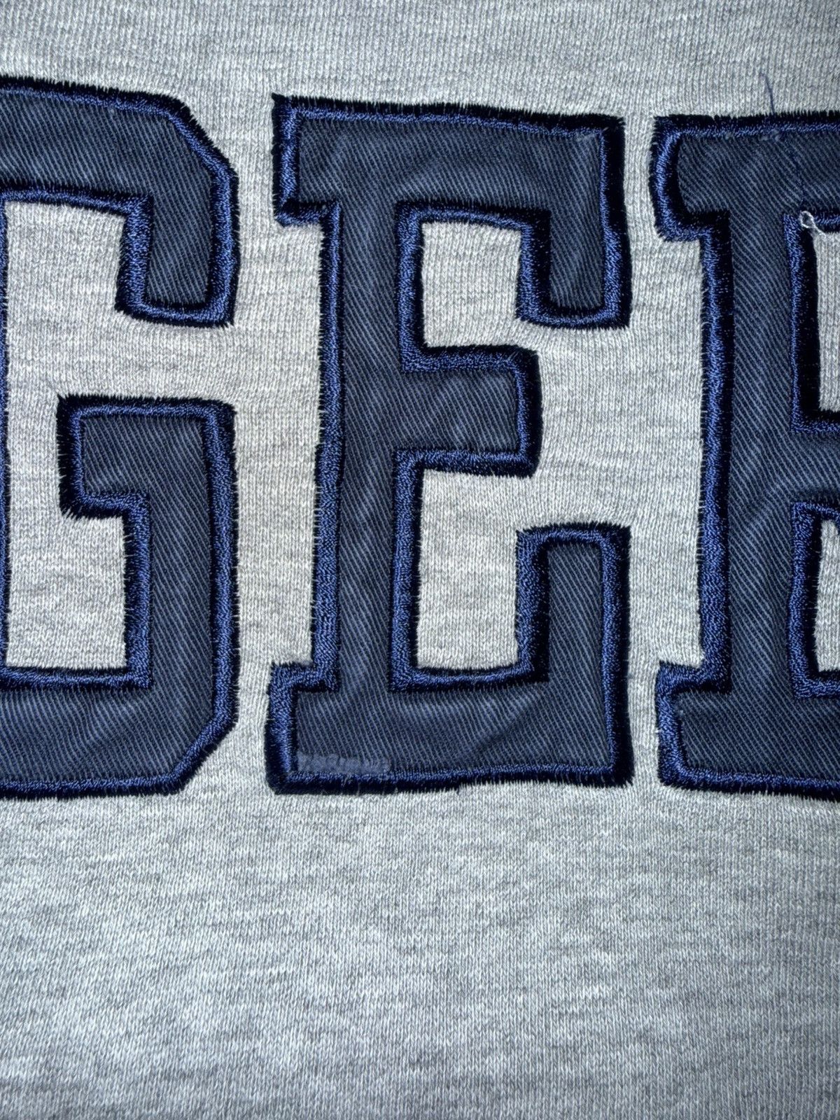 Tommy Hilfiger Vintage 90s Tommy Hilfiger Big Logo Crewneck Sweatshirt Grey Size US XL / EU 56 / 4 - 4 Thumbnail