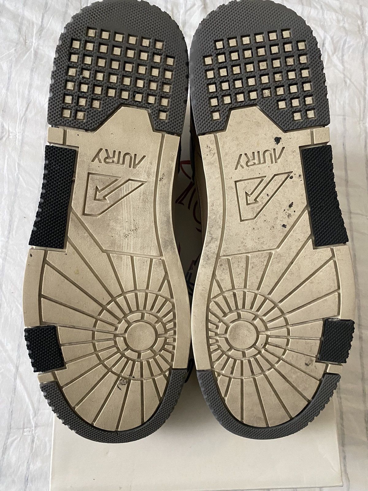 AUTRY Autry CLC Low Grey Sneakers Sz46 Size US 13 / EU 46 - 15 Thumbnail