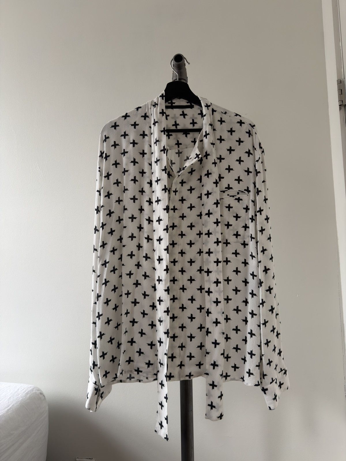 Haider Ackermann SS16 Cross-Print Tied-Neck Shirt Size US S / EU 44-46 / 1 - 2 Thumbnail
