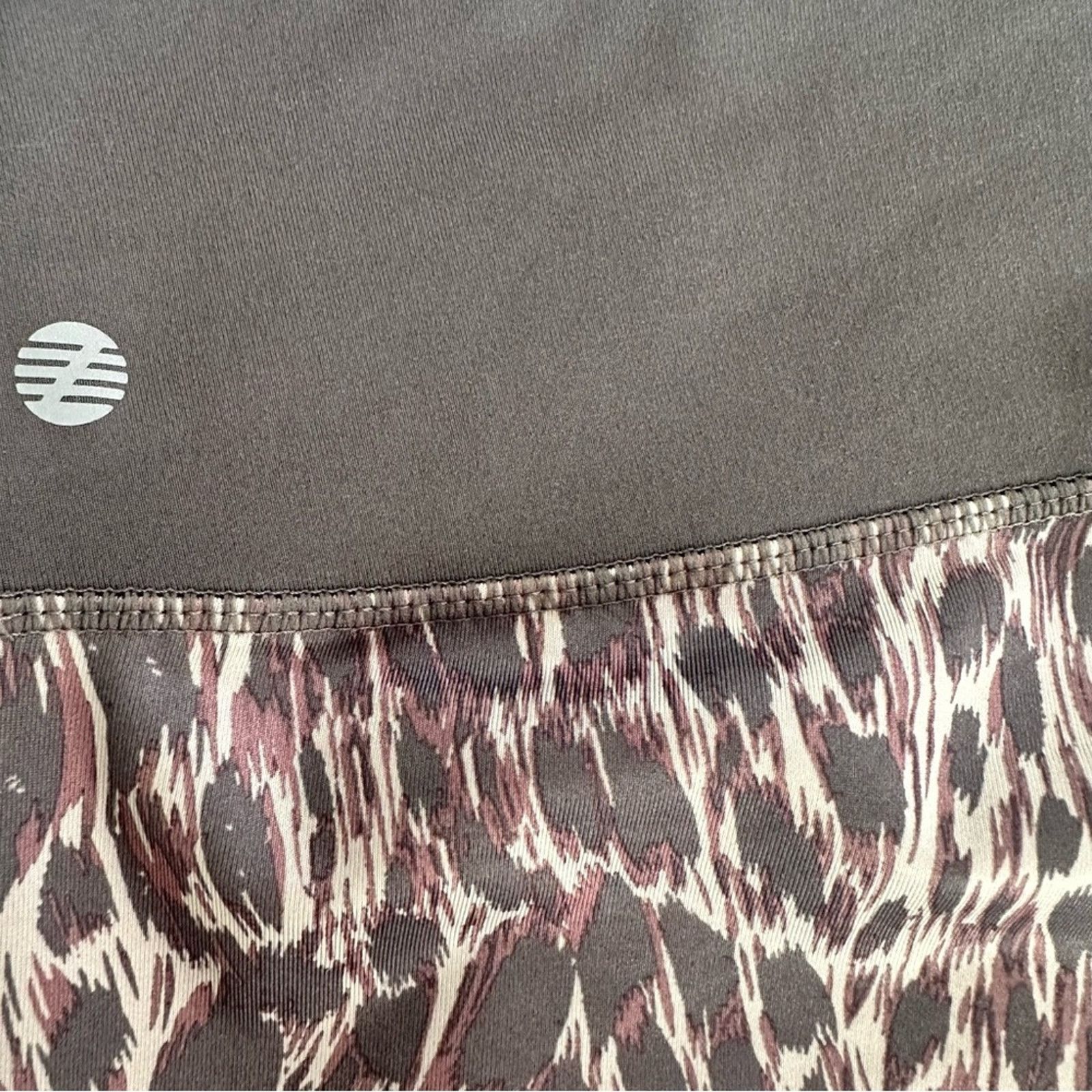 Other Plus Size Z by Zella Animal Print Active Leggings Size 40" / US 18 - 4 Thumbnail