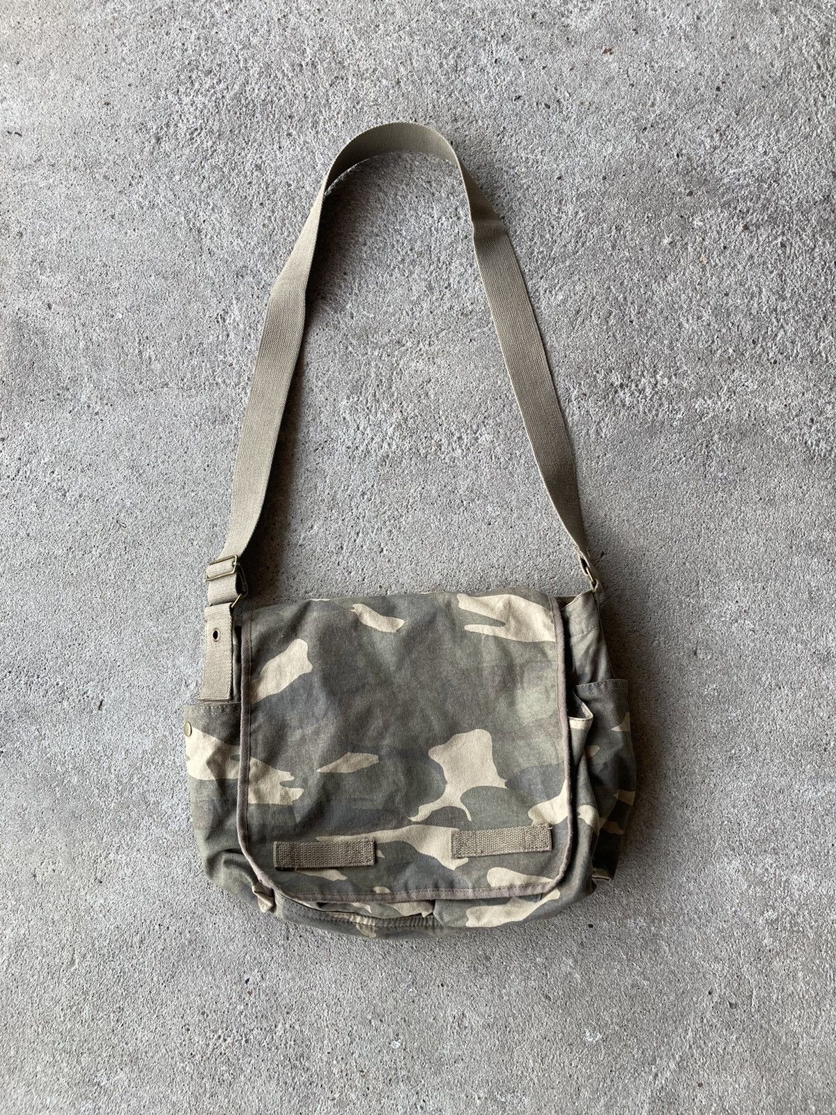 【archive】multi pocket one shoulder bag archive】multi pocket one shoulder bag