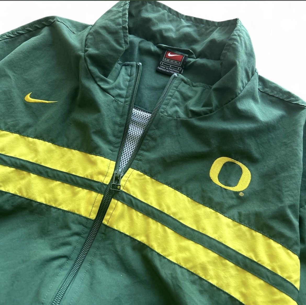 Nike Vintage Nike team Oregon Ducks green windbreaker jacket Size US L / EU 52-54 / 3 - 2 Thumbnail