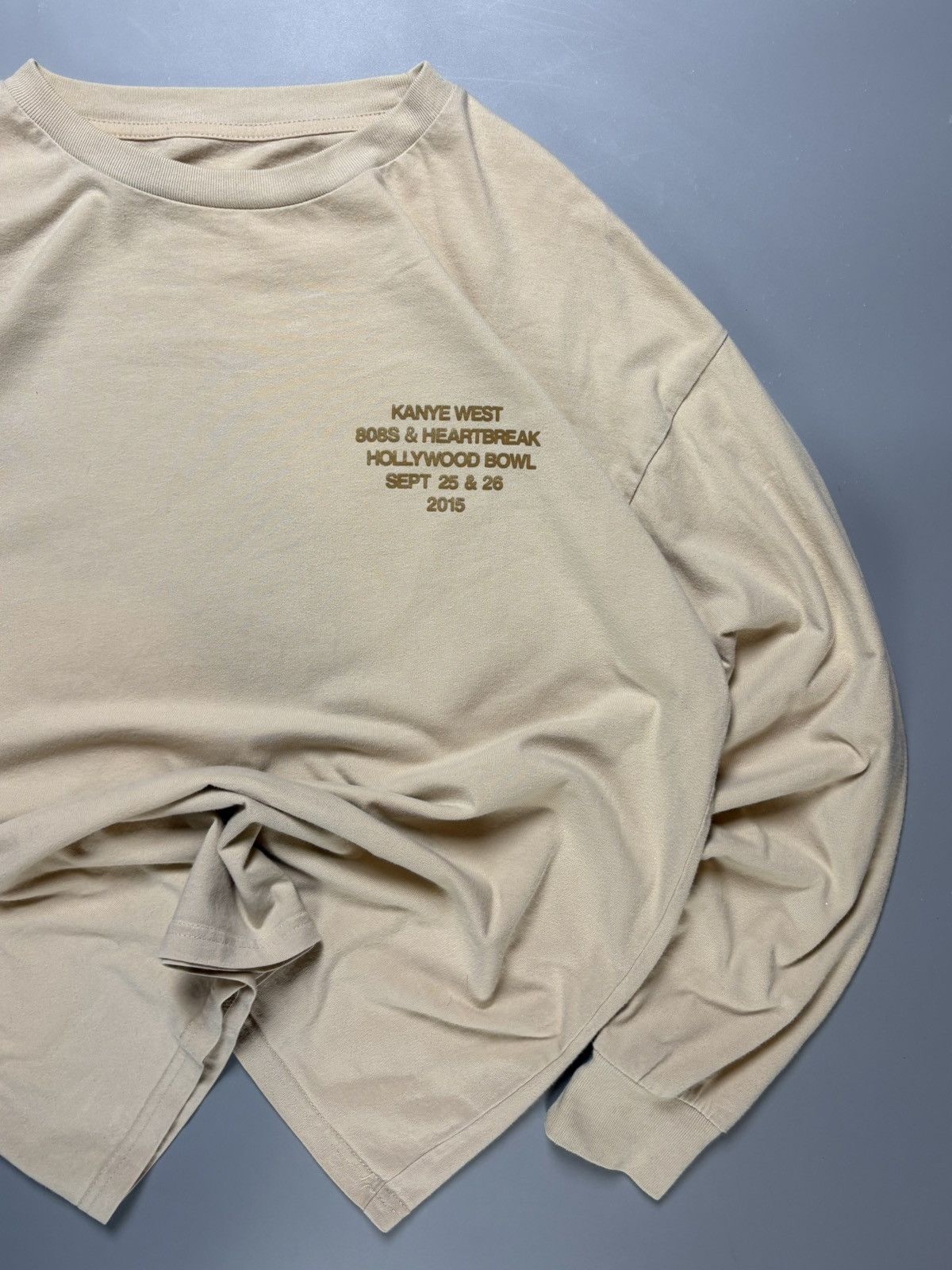 Kanye West × Vintage × Yeezy Kanye West 808s & Heartbreak Hollywood Bowl Longsleeve 2015 Size US L / EU 52-54 / 3 - 4 Thumbnail