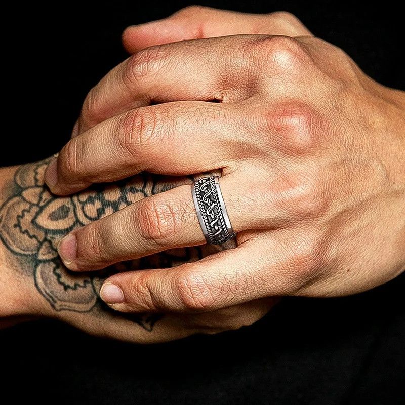 Jewelry × Vintage Stainless Steel Twisted Ring Size ONE SIZE - 1 Thumbnail