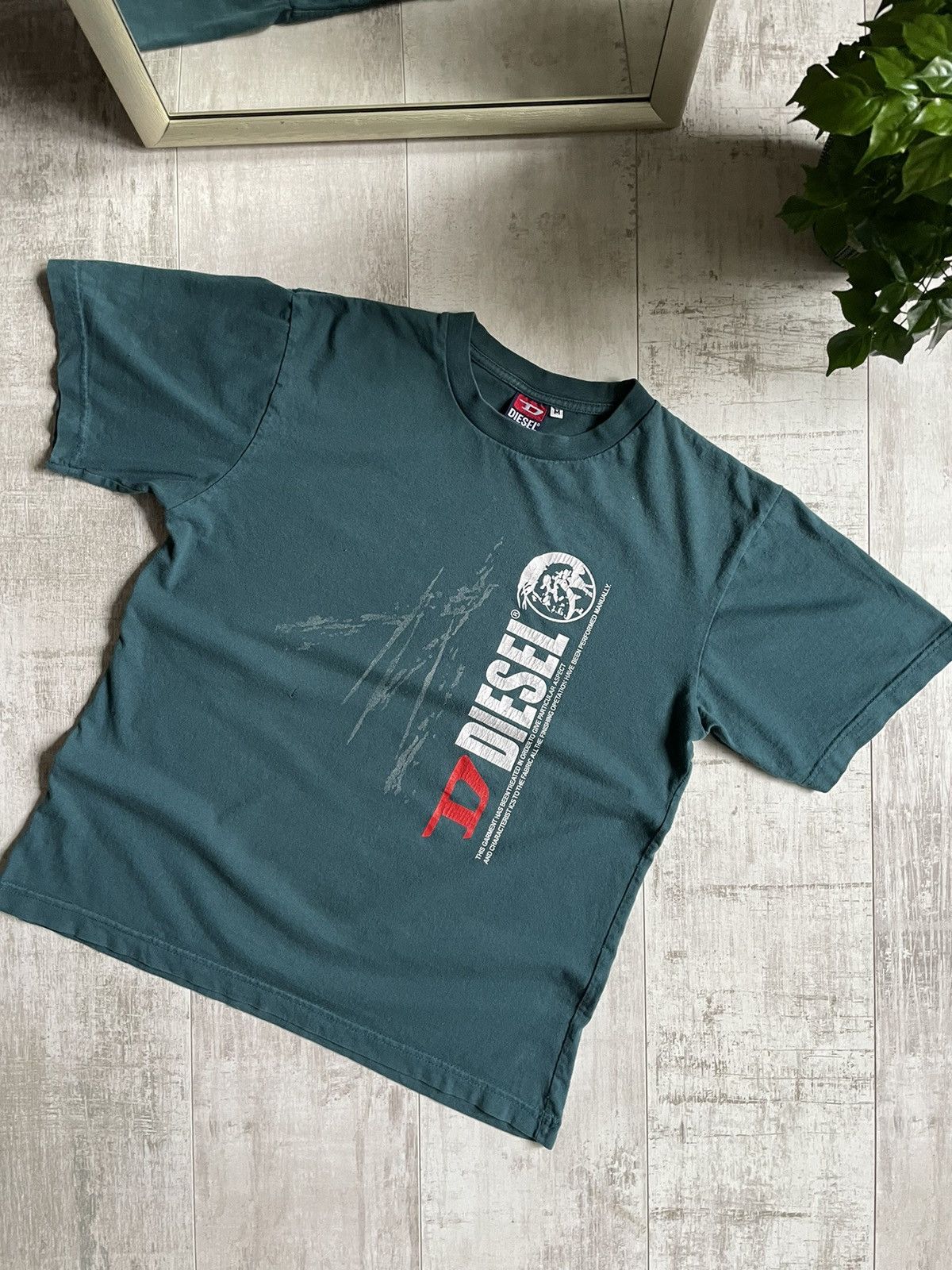 Diesel × Vintage Y2K Vintage Diesel Printed Logo Faded T-Shirt Avant Garde Size US M / EU 48-50 / 2 - 3 Thumbnail