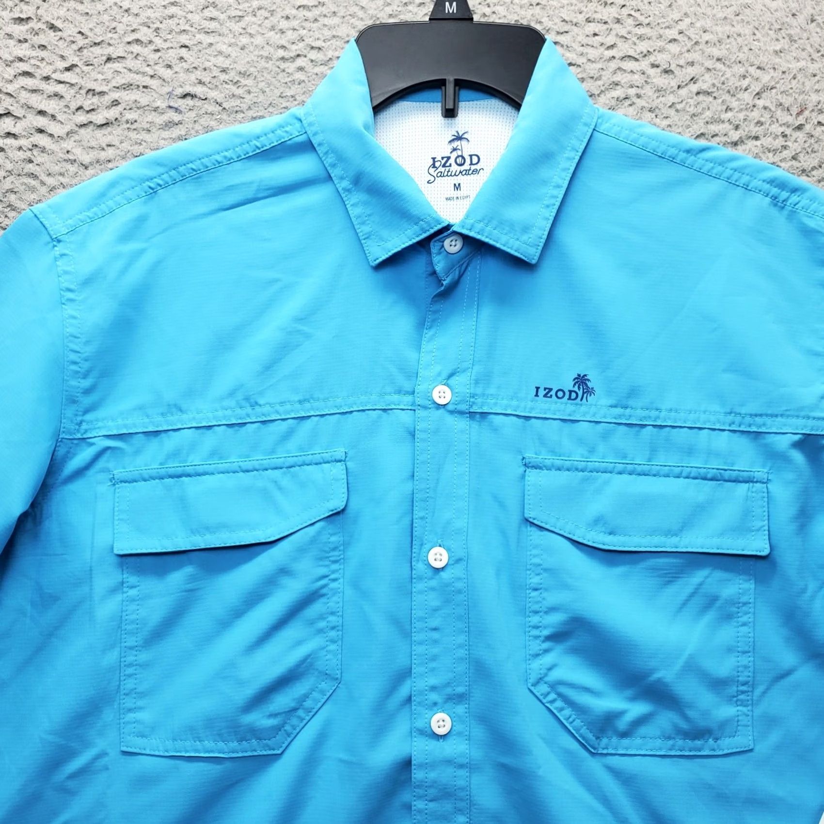 Izod IZOD Saltwater Fishing Shirt Mens M Blue Sunshield Performance Vented Button-Up - Easy Care Size US M / EU 48-50 / 2 - 7 Thumbnail