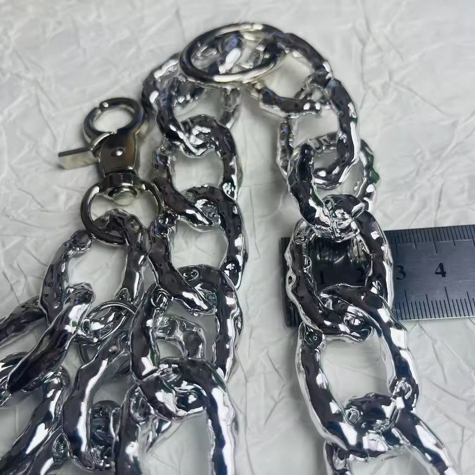 Japanese Brand Clinker UV Electroplating Chain Keychain Wallet Size ONE SIZE - 3 Thumbnail