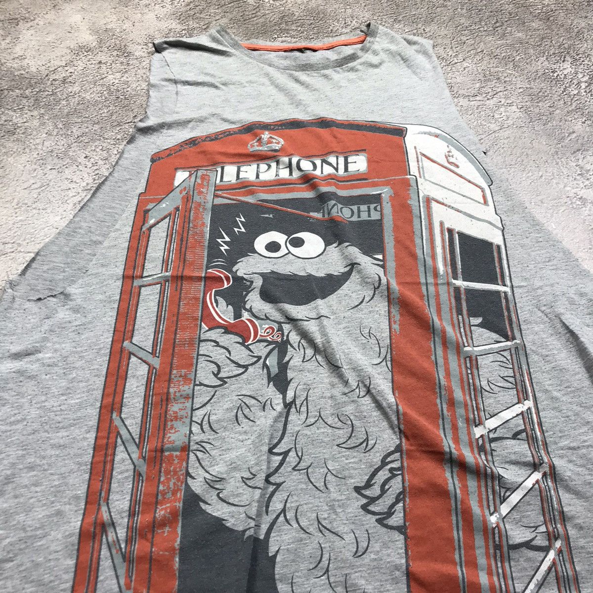Vintage Vintage Y2K Muppets Graphic Tee Sun Faded Streetwear Slim L Size US L / EU 52-54 / 3 - 3 Thumbnail