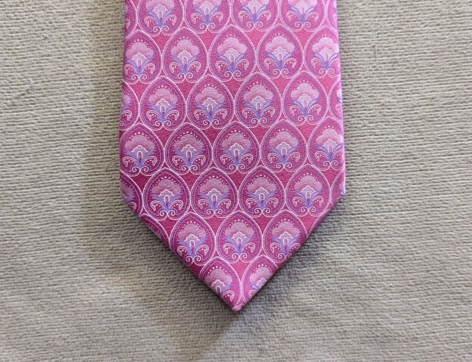 Valentino Valentino Pink Patterned Silk Tie (NWT) Size ONE SIZE - 6 Thumbnail