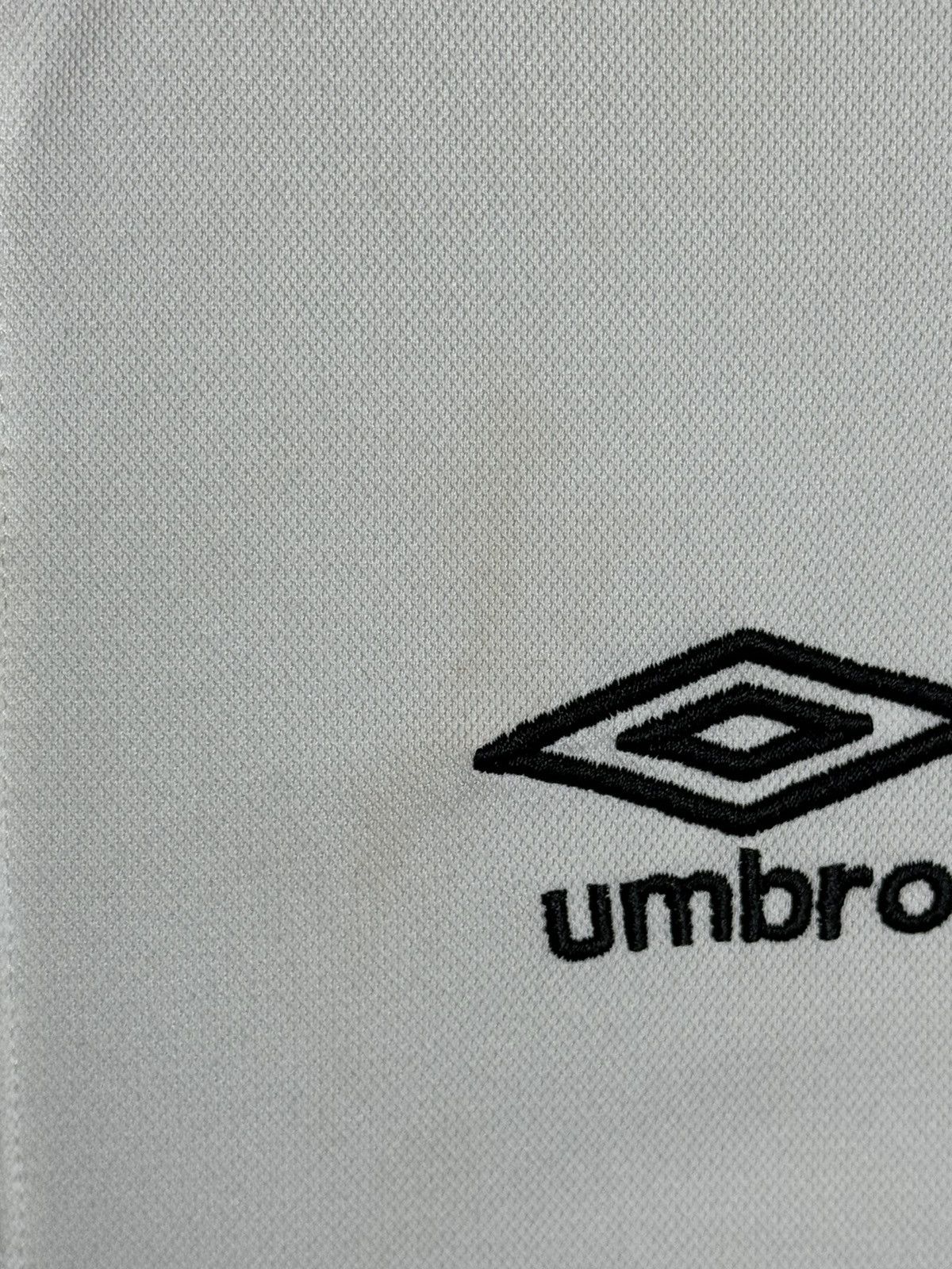 Umbro Hull City 17/18 Away Football Jersey Size US L / EU 52-54 / 3 - 6 Thumbnail