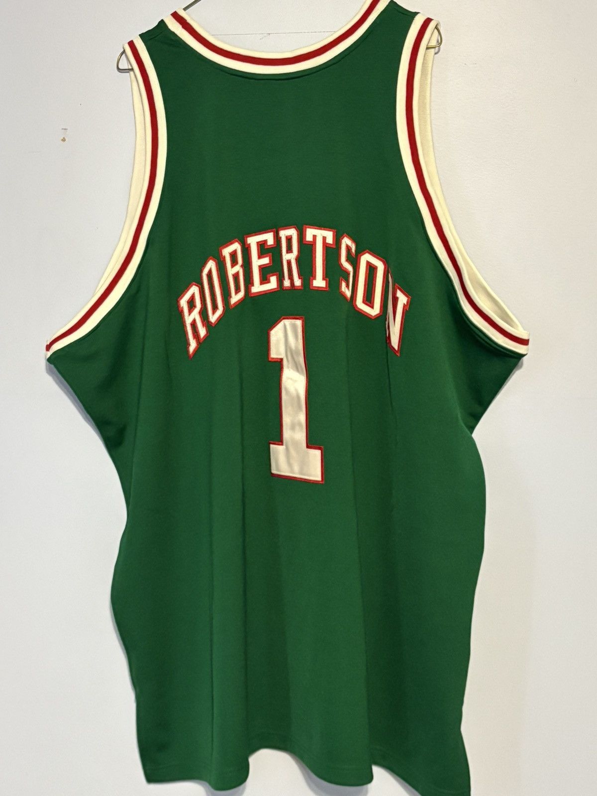 Mitchell & Ness 4XL New Oscar Robertson Mitchell Ness Jersey Size 60 Size US XXL / EU 58 / 5 - 5 Thumbnail