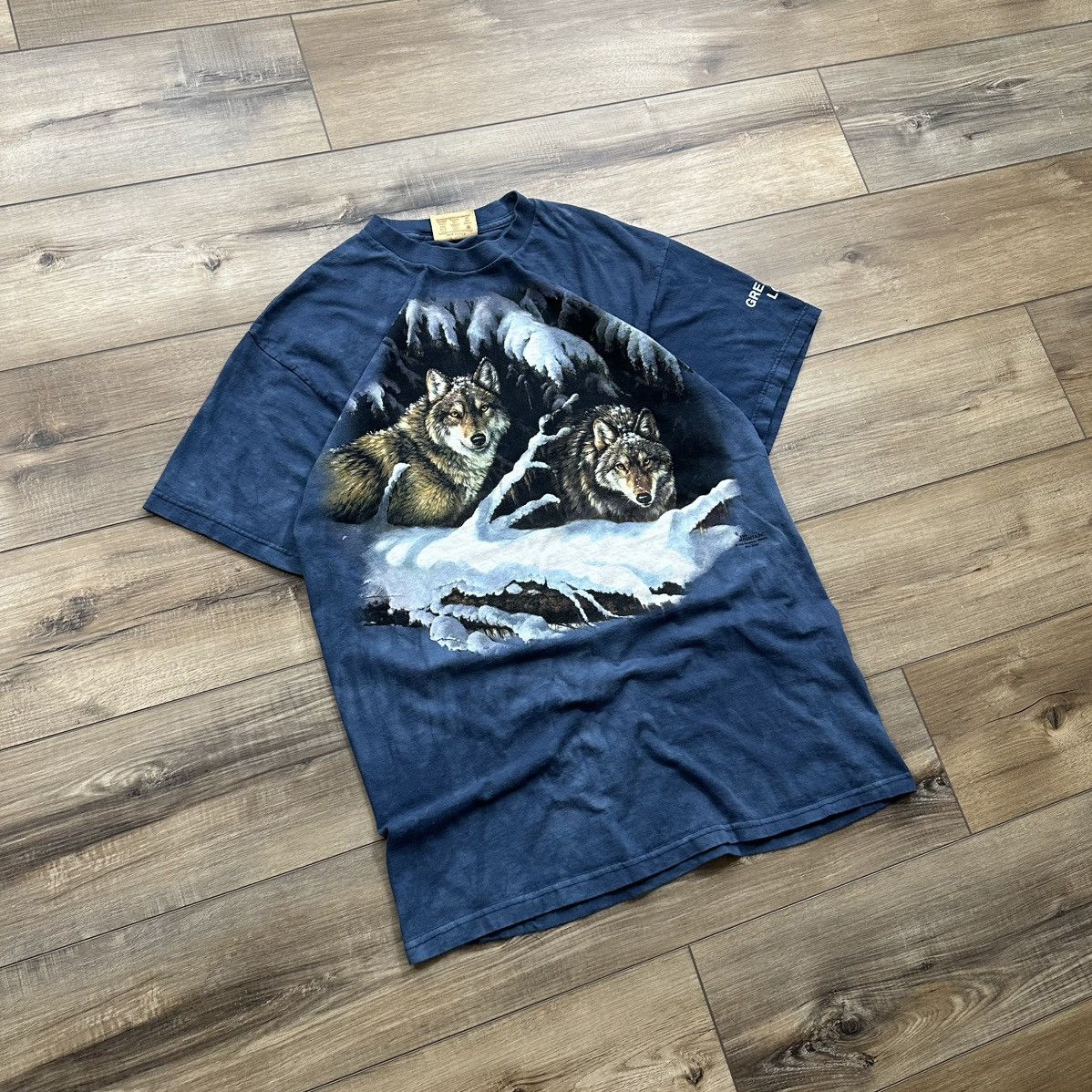 The Mountain Vintage 1999 The Mountain Wolves in the Snow Graphic Tee Size US L / EU 52-54 / 3 - 2 Thumbnail