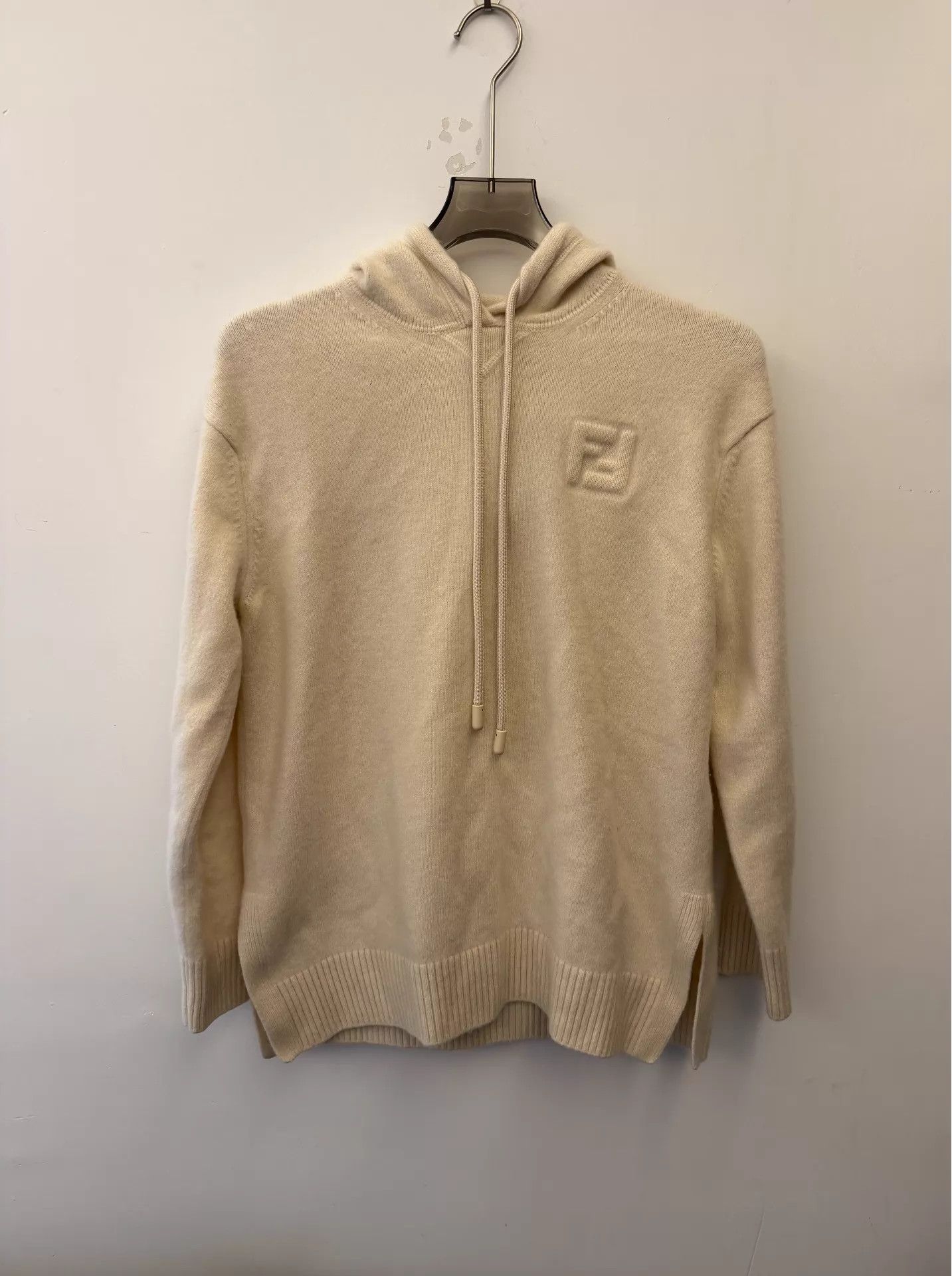 Fendi Fendi Cream knit hoodie 40 Size S / US 4 / IT 40 - 1 Thumbnail