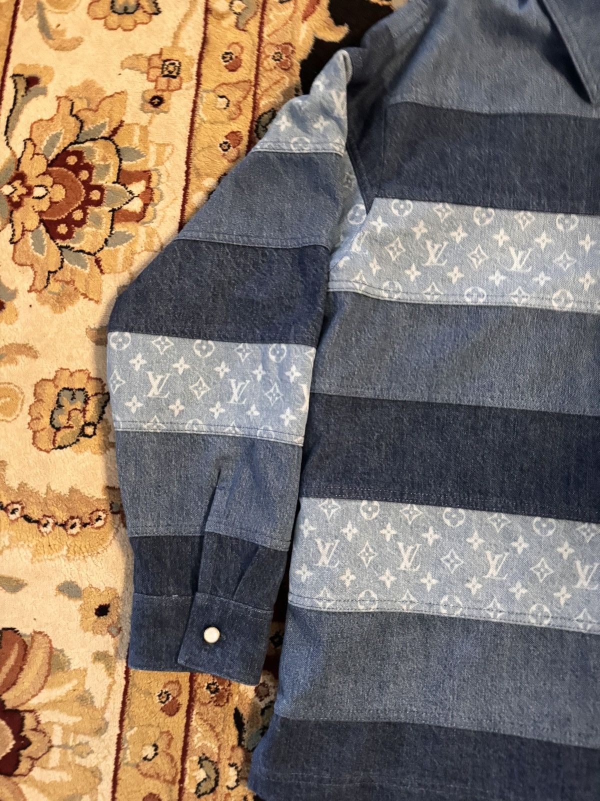 Louis Vuitton Louis Vuitton Patchwork Long-Sleeved Denim Polo Shirt Size US L / EU 52-54 / 3 - 3 Thumbnail