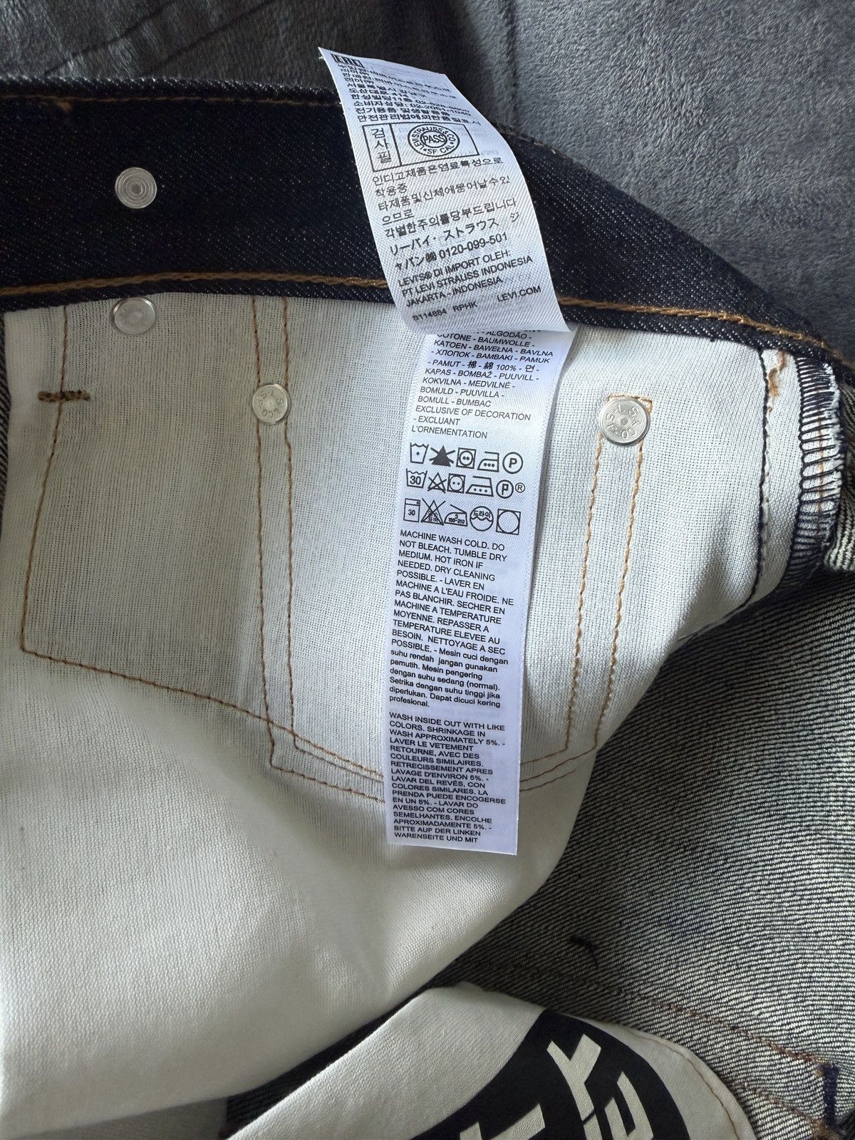 Levi's NEW LEVIS 505 Dover Street Market 20TH raw jeans made in SF Size US 32 / EU 48 - 10 Thumbnail