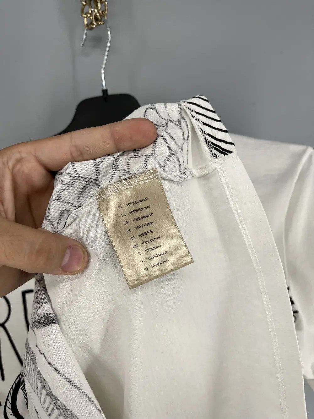 Vintage Antony Morato "REBELREBEL" Avant Garde Designer Y2k Tee Size US L / EU 52-54 / 3 - 9 Thumbnail