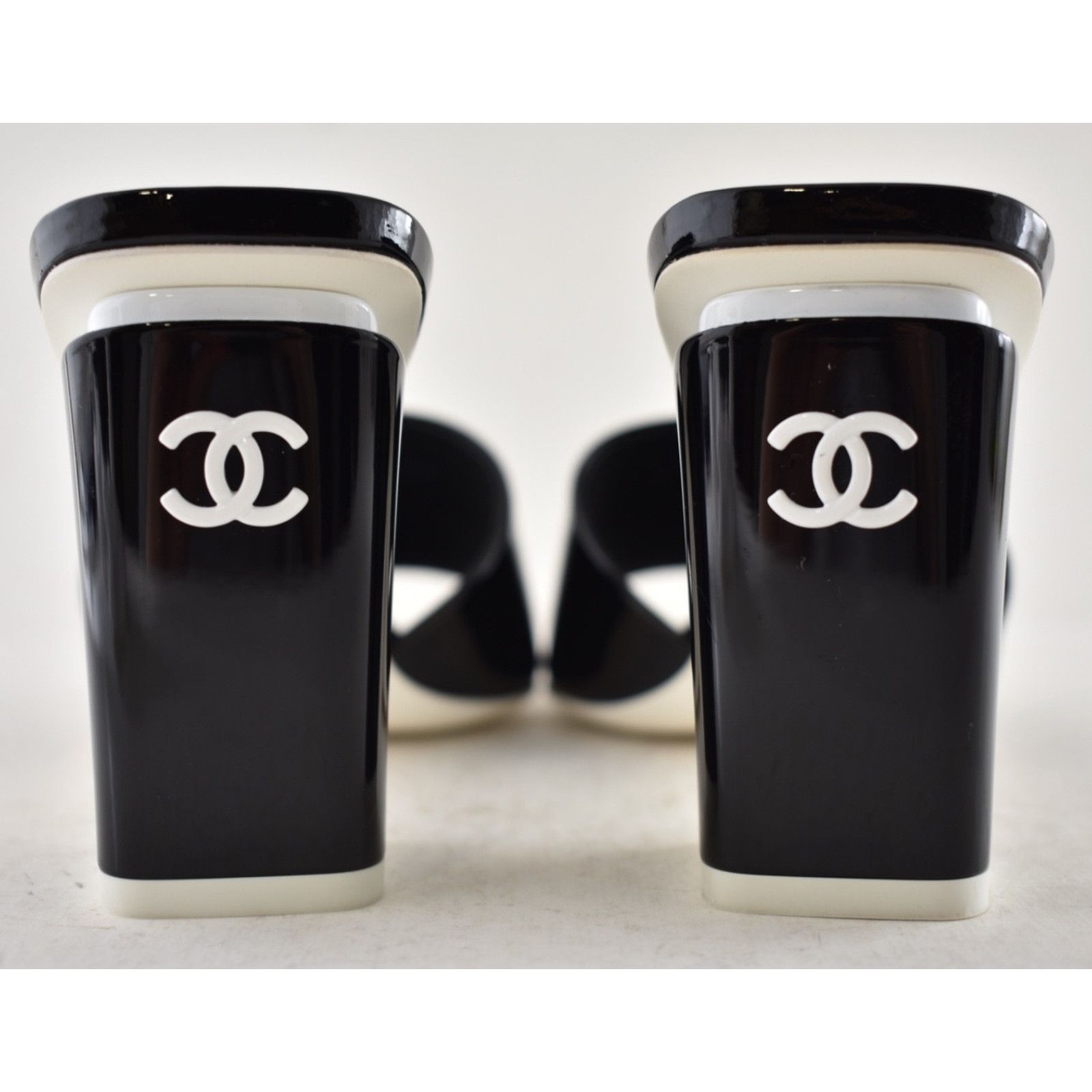 Chanel Patent Calf CC Logo Mule Slide Block Heel Sandal 36.5 Size US 6.5 / IT 36.5 - 10 Thumbnail