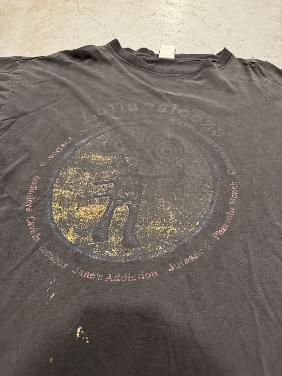 Band Tees *RARE* SUPER FADED LOLLAPALOOZA 2003 Y2K VTG TEE Size US XL / EU 56 / 4 - 9 Thumbnail