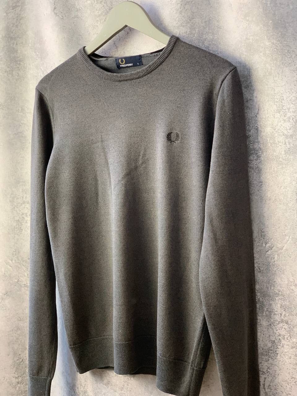 Fred Perry Fred Perry Gray Crew Neck Merino Wool Sweater Sweatshirt Size US S / EU 44-46 / 1 - 1 Thumbnail