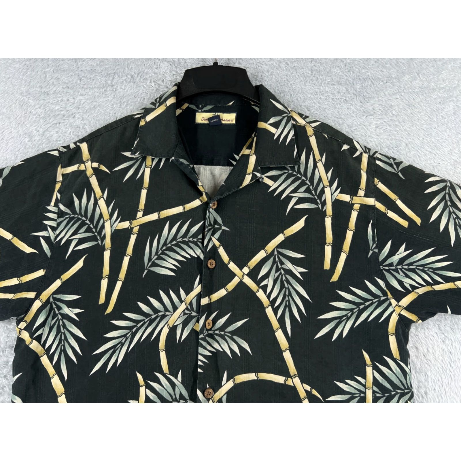 Tommy Bahama Tommy Bahama Hawaiian Shirt Adult Medium Black Floral Silk Button Up Pocket Aloha Mens Size US M / EU 48-50 / 2 - 4 Thumbnail