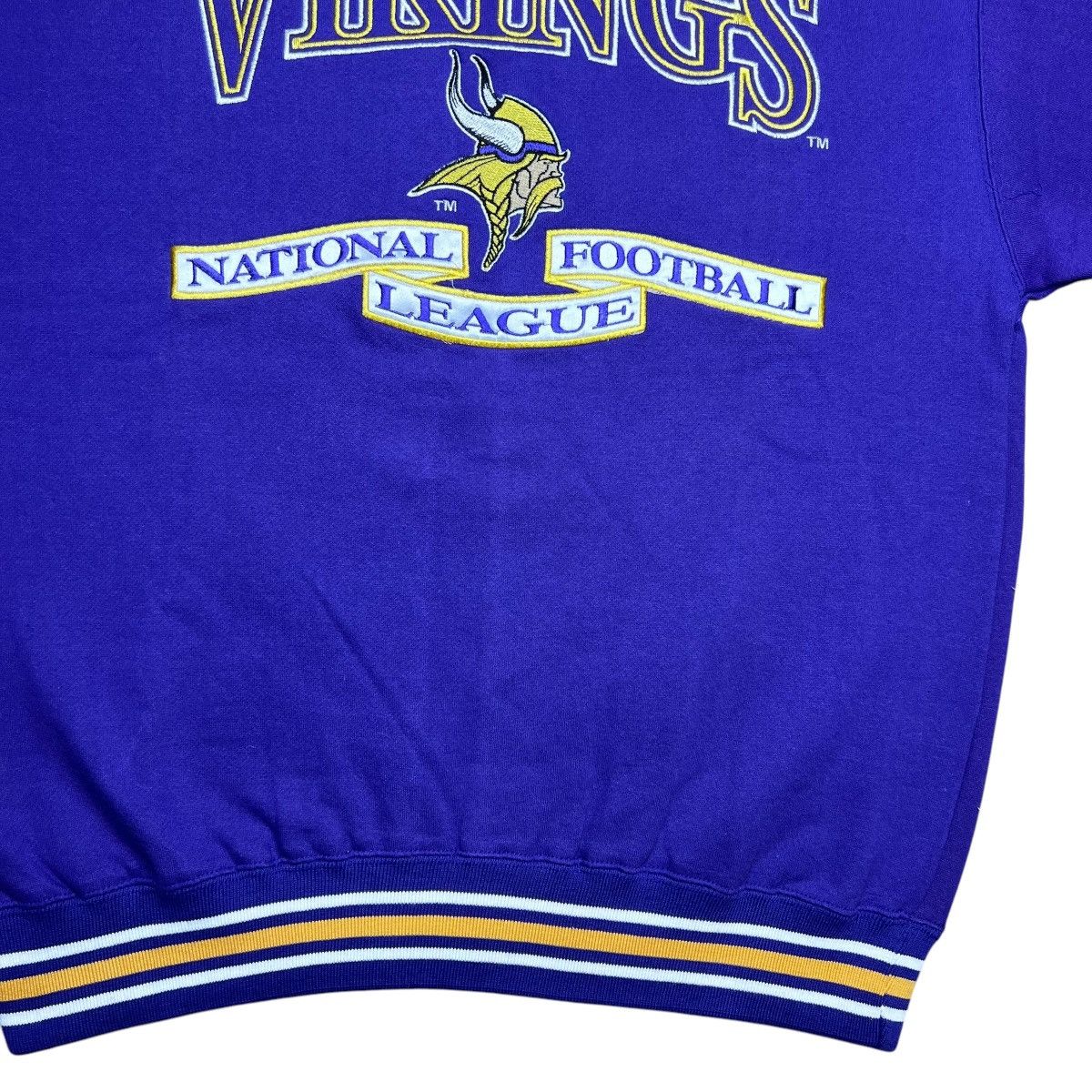 Logo Athletic × NFL × Vintage 90s Minnesota Vikings Embroidered Logo Athletic Sweatshirt Size US M / EU 48-50 / 2 - 6 Thumbnail